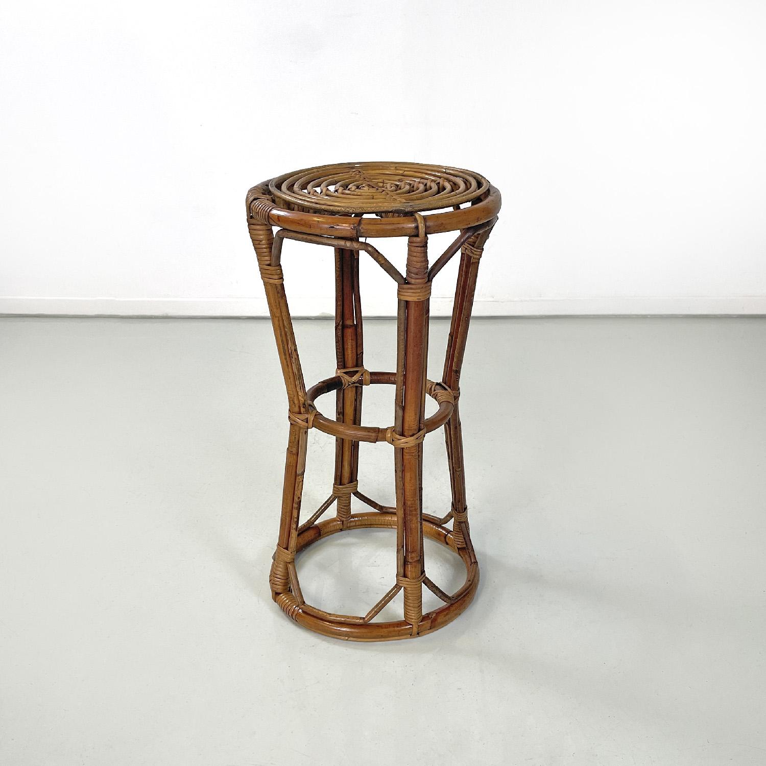 Mid-Century Modern Italian mid-century modern round rattan high bar stools, 1960s For Sale