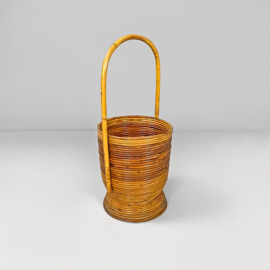 Rotin Porte-parapluie rond en rotin avec poignée, italien, The Moderns, années 1960 en vente