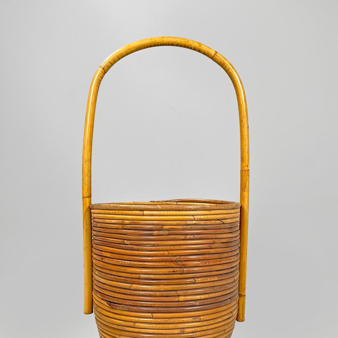 Porte-parapluie rond en rotin avec poignée, italien, The Moderns, années 1960 en vente 3