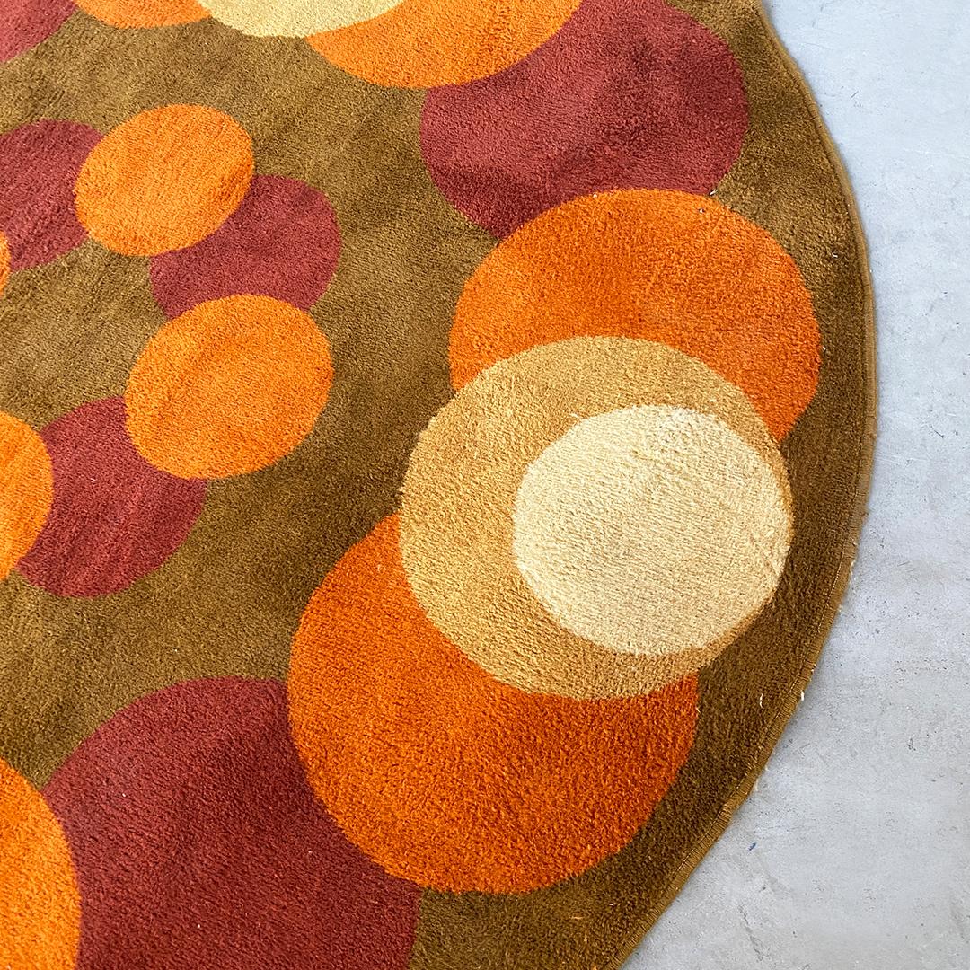 Fabric Italian Mid-Century Modern Round Short-Pile Carpet with Circular Motifs, 1970s