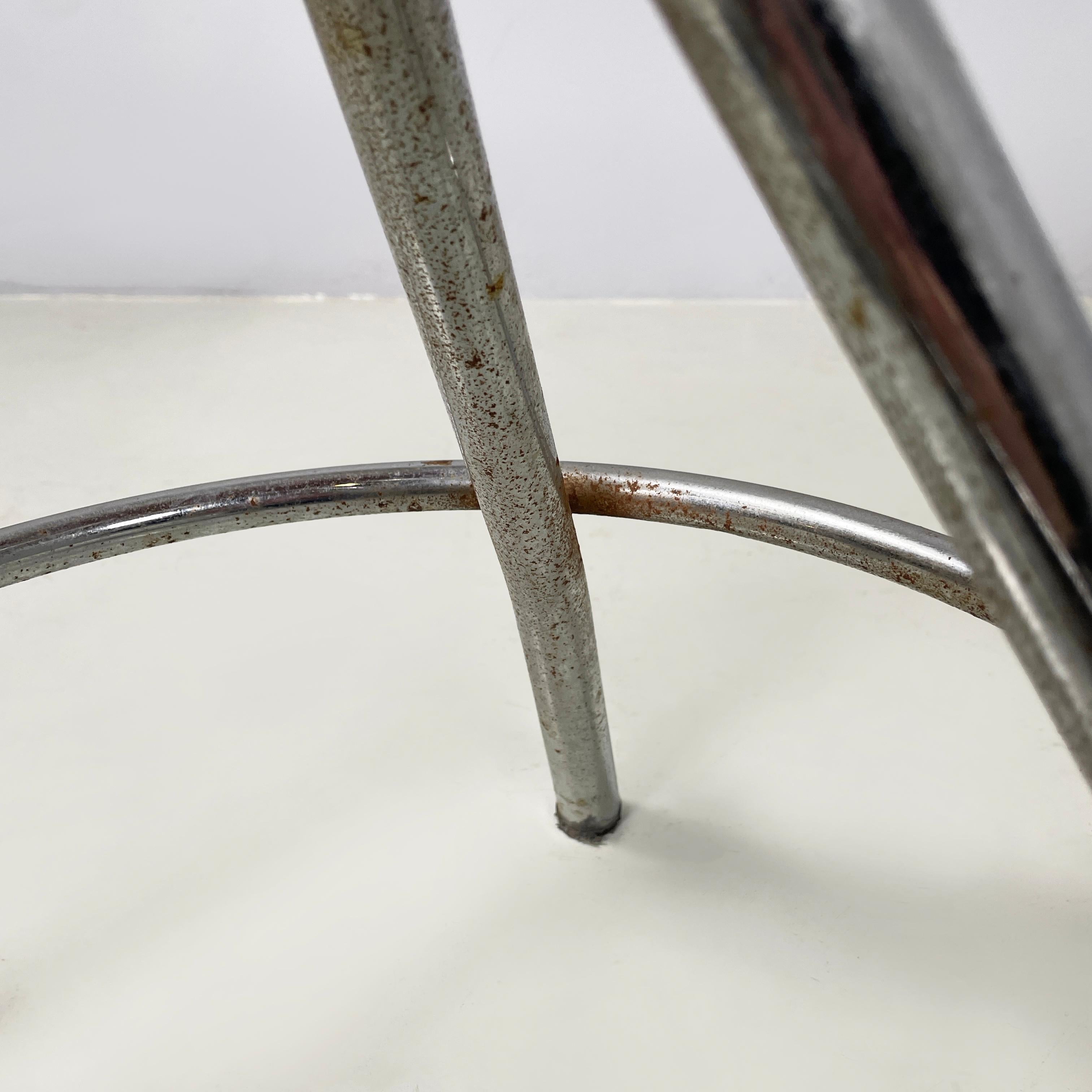 Sgabello da tavolo rotondo italiano di metà secolo in metallo e legno, anni '60 in vendita 6