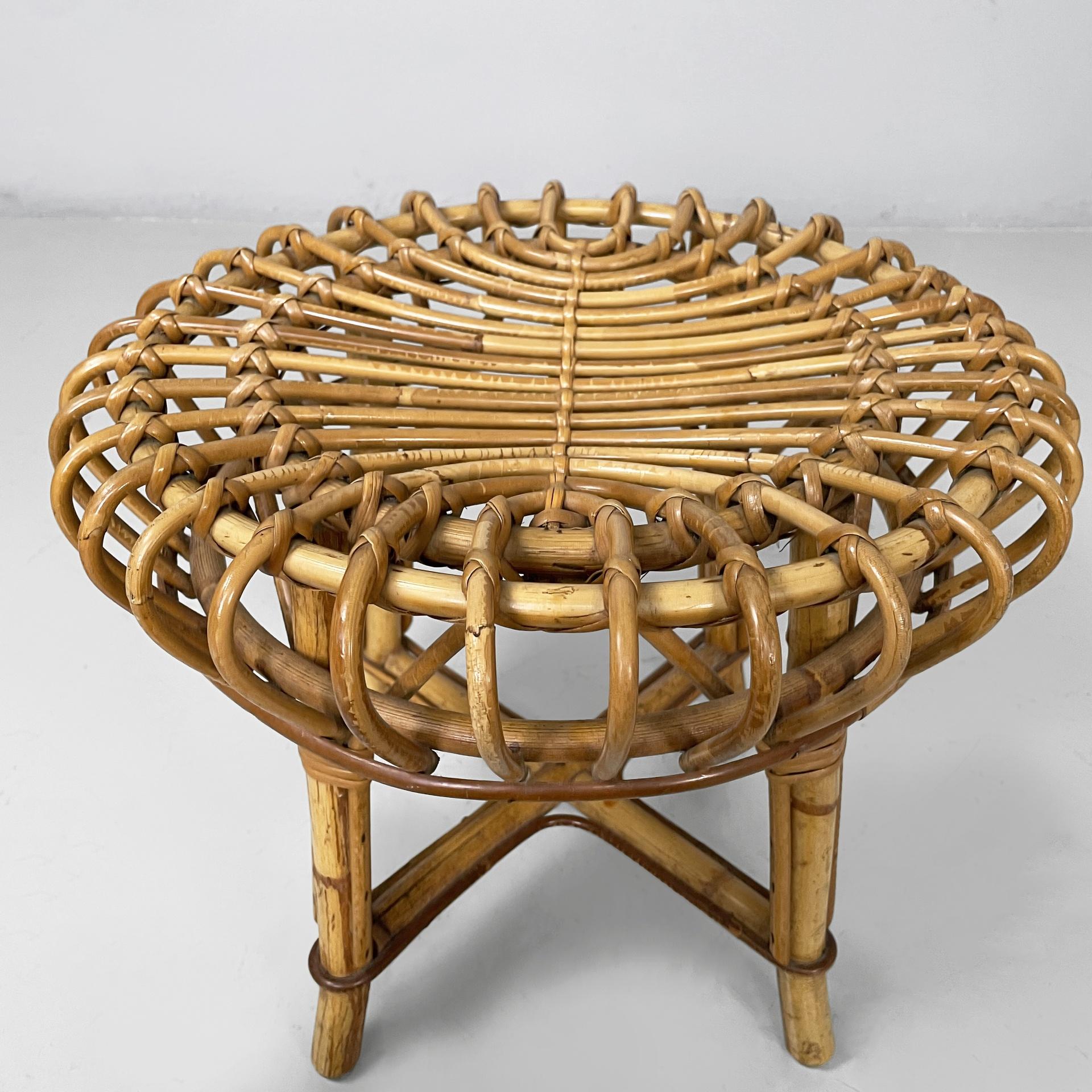 Tabouret de table rond en rotin italien de style moderne du milieu du siècle dernier, 1960 Bon état - En vente à MIlano, IT
