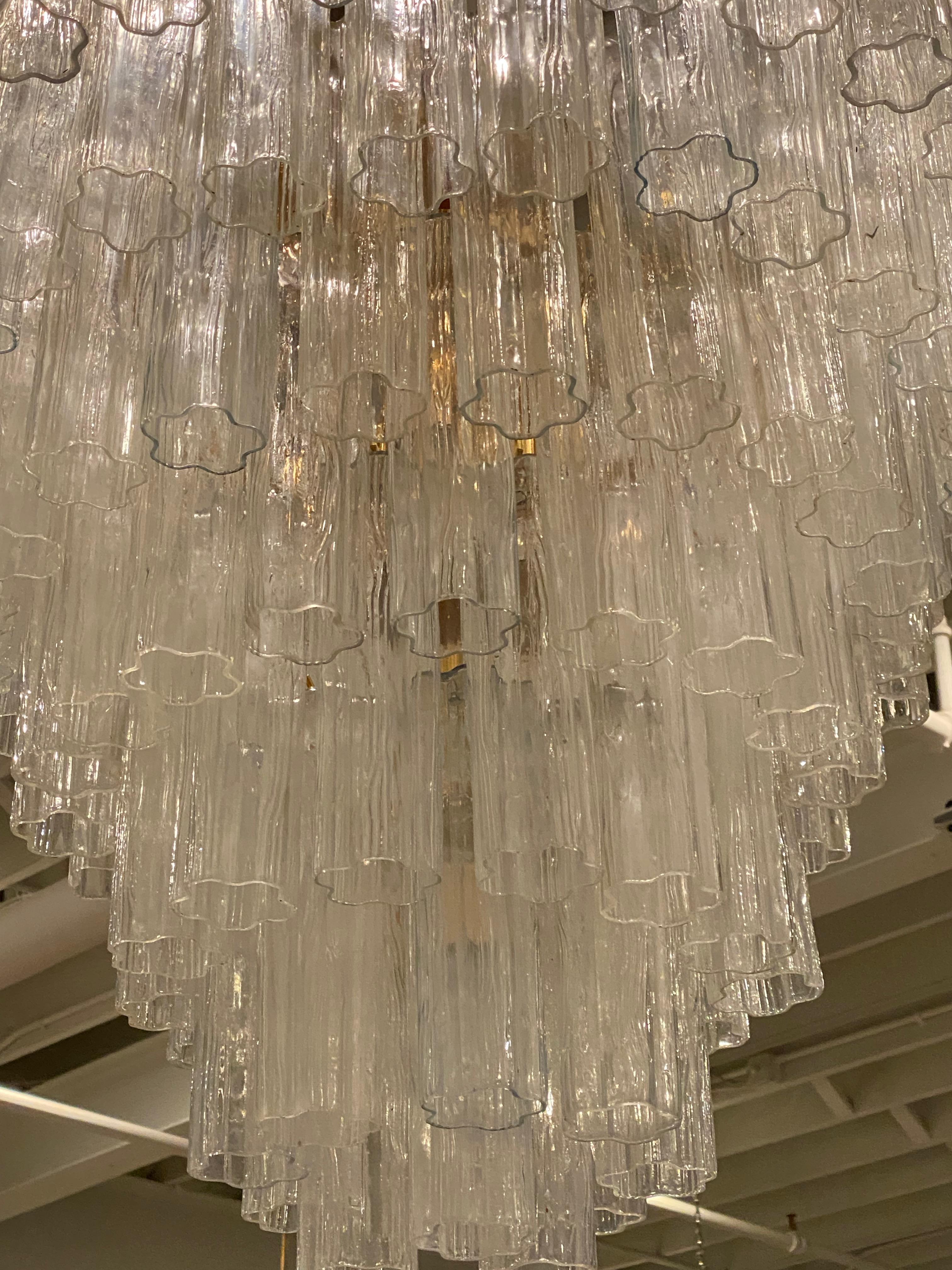 Metà XX secolo Lampadario Tronchi rotondo moderno del metà secolo in vendita
