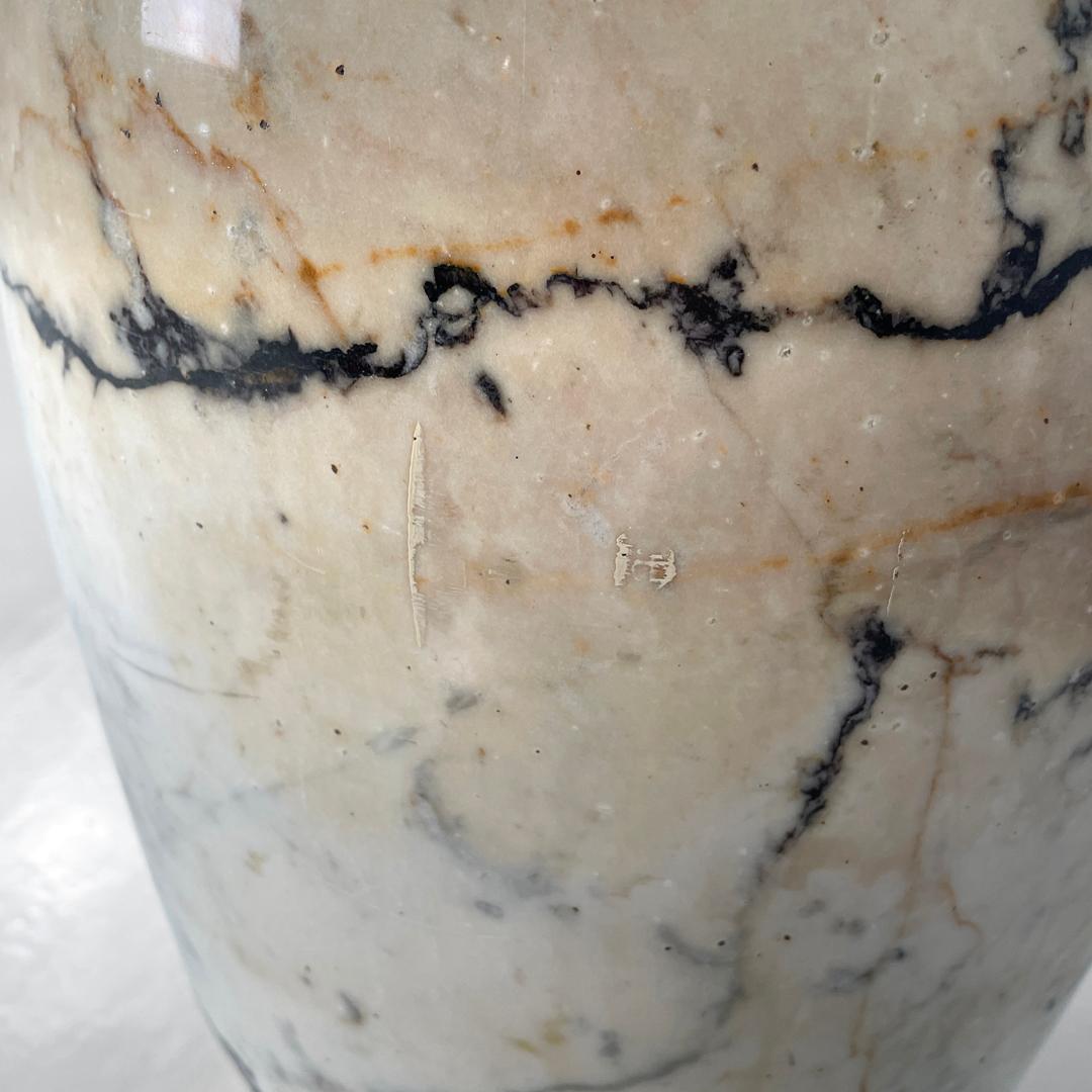 Italian mid-century modern round umbrella stand in arabesque marble, 1950s For Sale 6