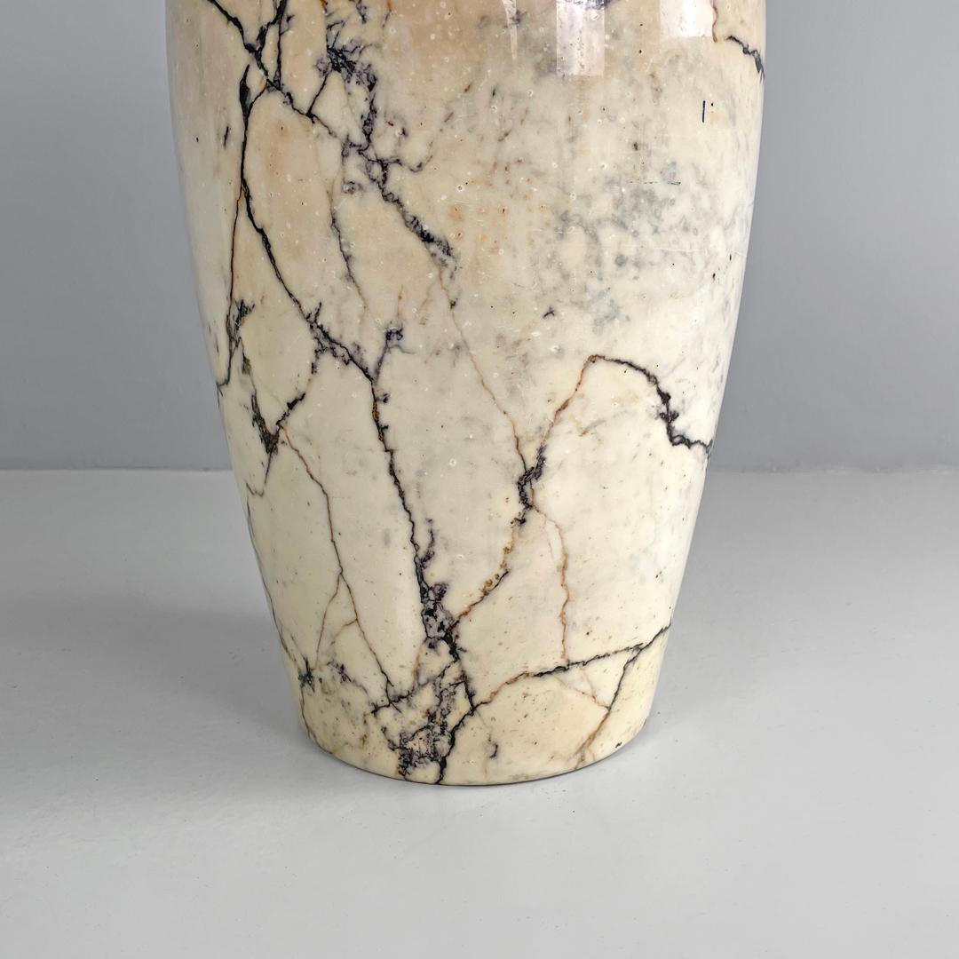 Italian mid-century modern round umbrella stand in arabesque marble, 1950s For Sale 9
