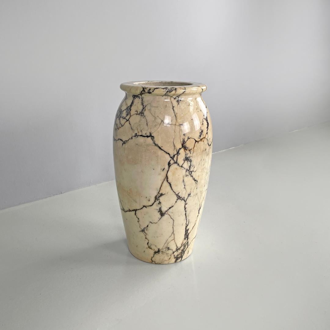 Mid-Century Modern Italian mid-century modern round umbrella stand in arabesque marble, 1950s For Sale