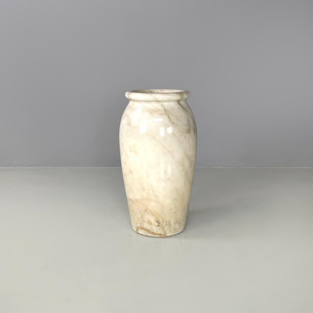 Mid-Century Modern Porte-parapluies rond en marbre de Calacatta, Italie, milieu du siècle dernier, années 1950 en vente
