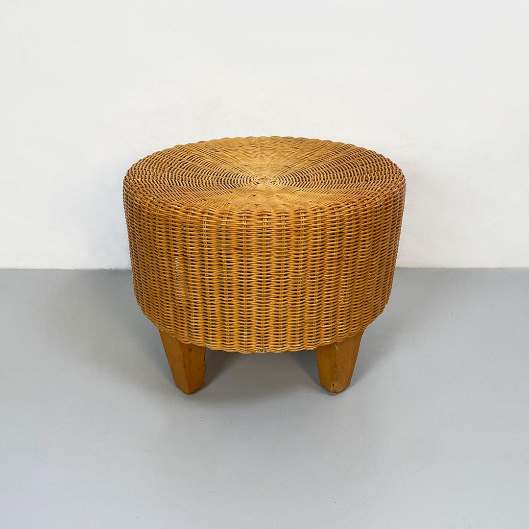 Italian Mid-Century Modern Rounded Wicker Pouf, 1960s For Sale 8