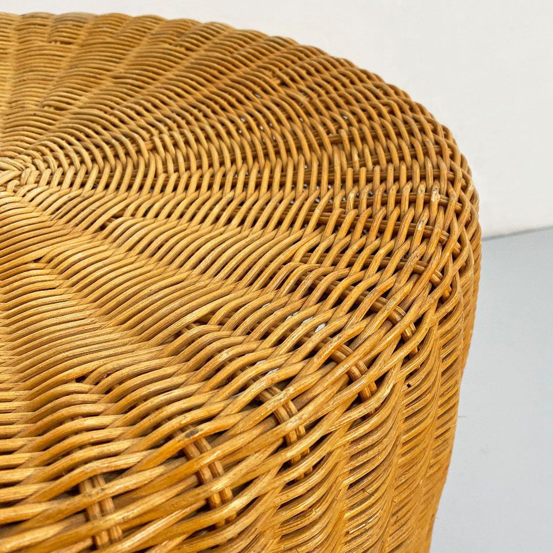 Italian Mid-Century Modern Rounded Wicker Pouf, 1960s For Sale 1