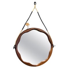 Espejo de pared italiano de madera de mediados de siglo con cuerda, años 60