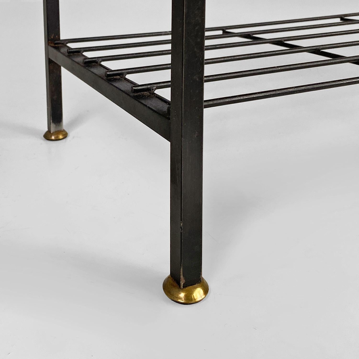 Libreria italiana di metà secolo moderno autoportante in metallo legno ottone String 1960 in vendita 10