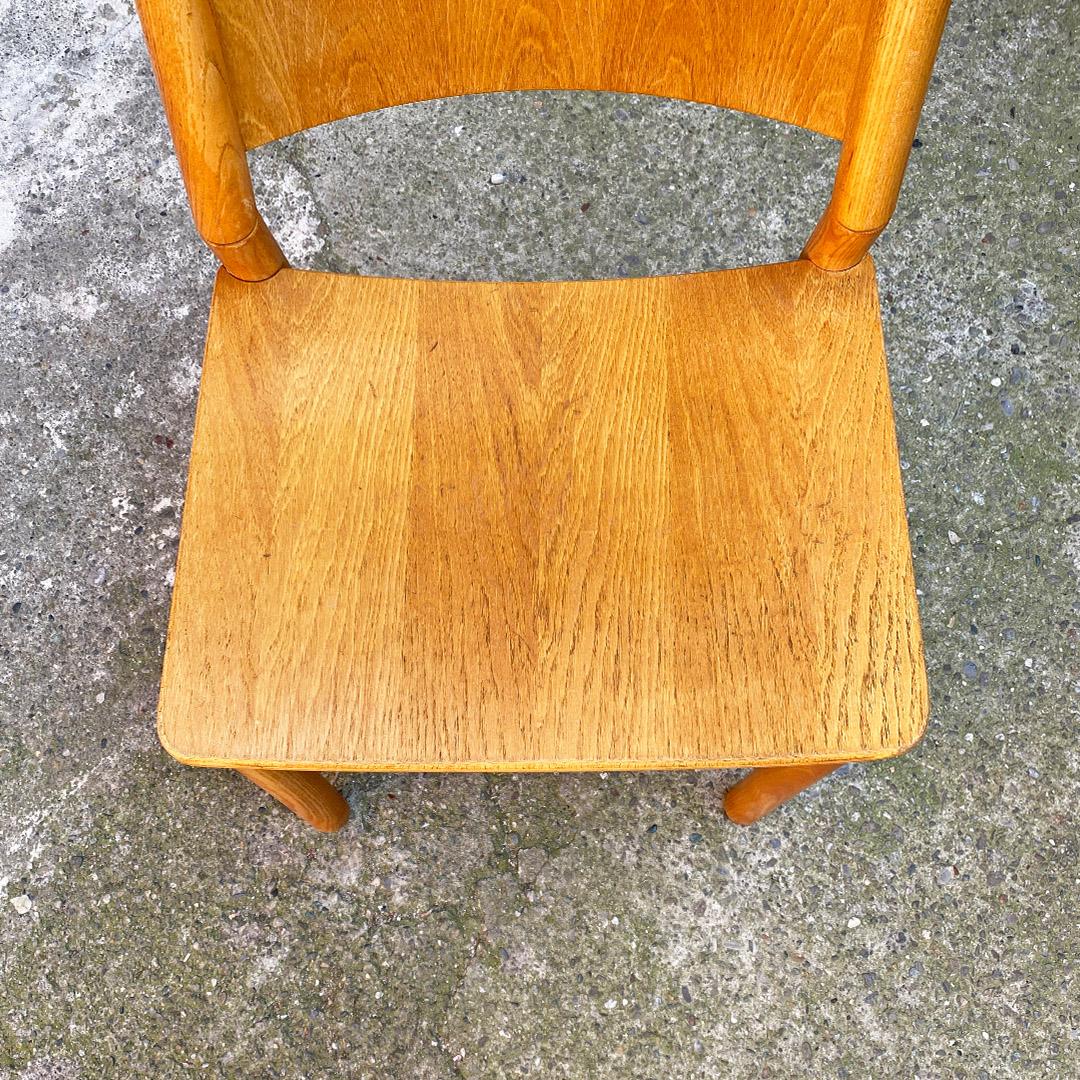 Italian Mid Century Modern Set of Six Solid Oak Wood Chairs, 1980s For Sale 2