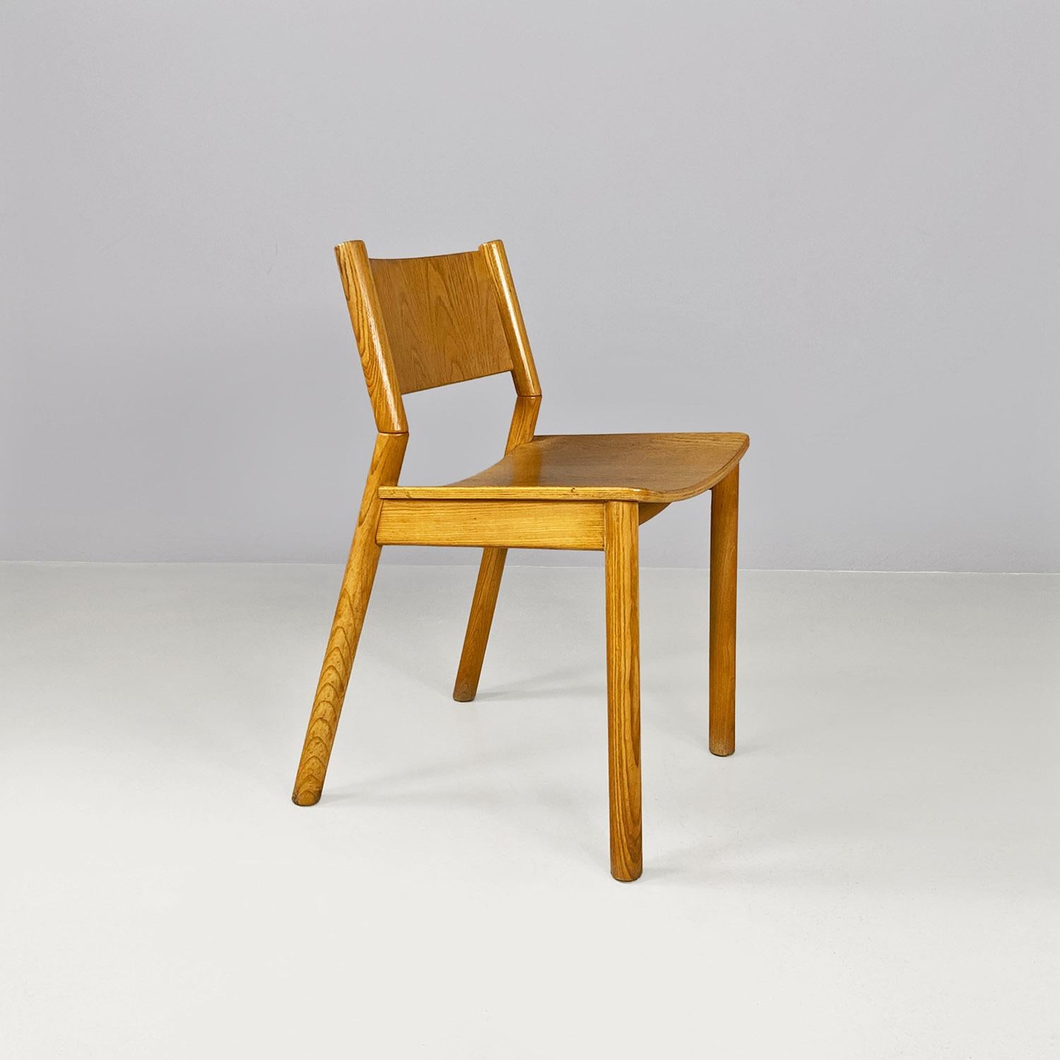 Late 20th Century Italian mid century modern set of six solid oak wood chairs, 1980s For Sale