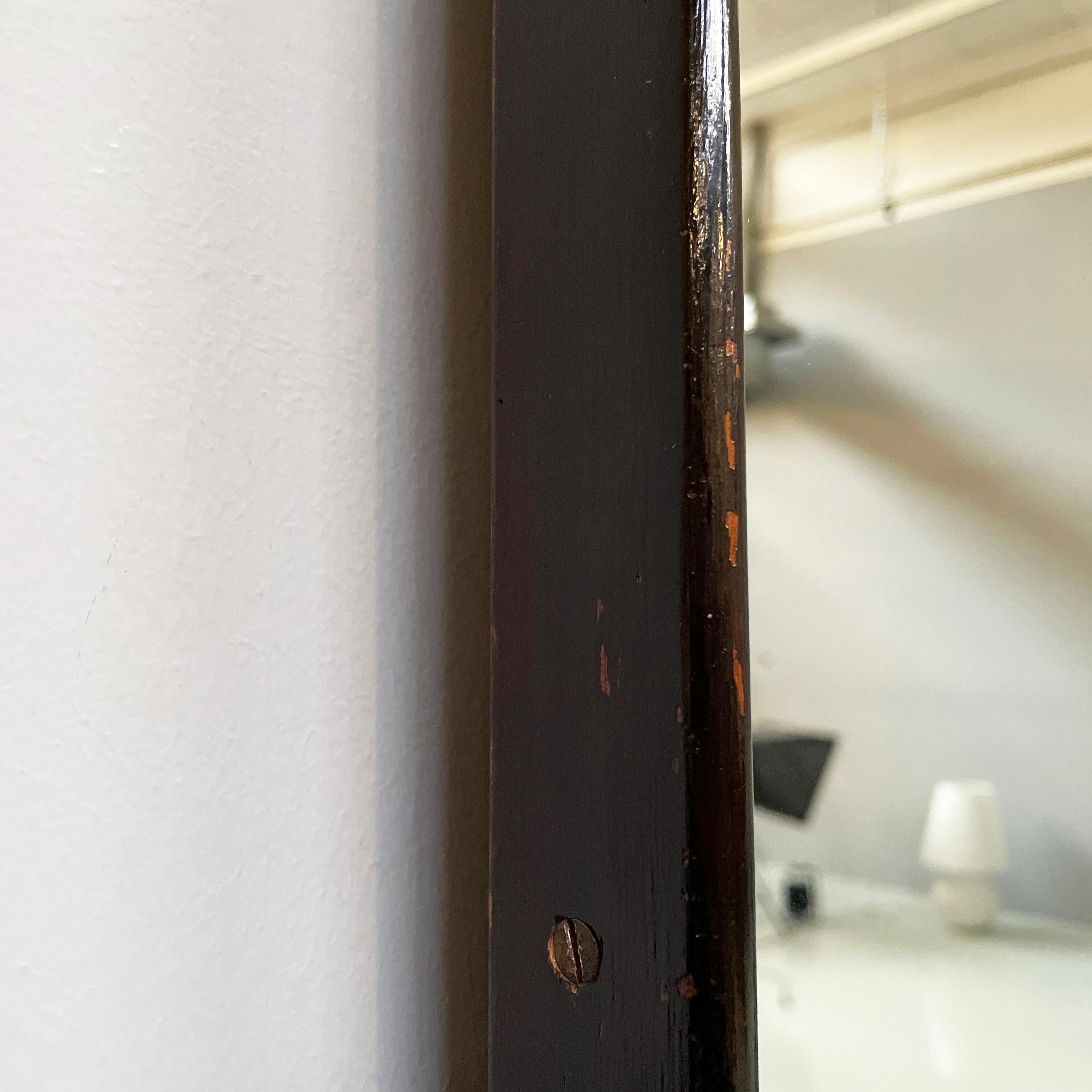 Italian mid-century modern shaped wall mirror in wood, 1940s in vendita 6