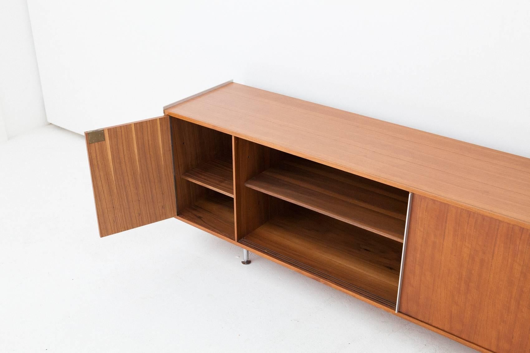 Italienisches Sideboard der Moderne der Mitte des Jahrhunderts von Alberto Rosselli, 1950er Jahre 2