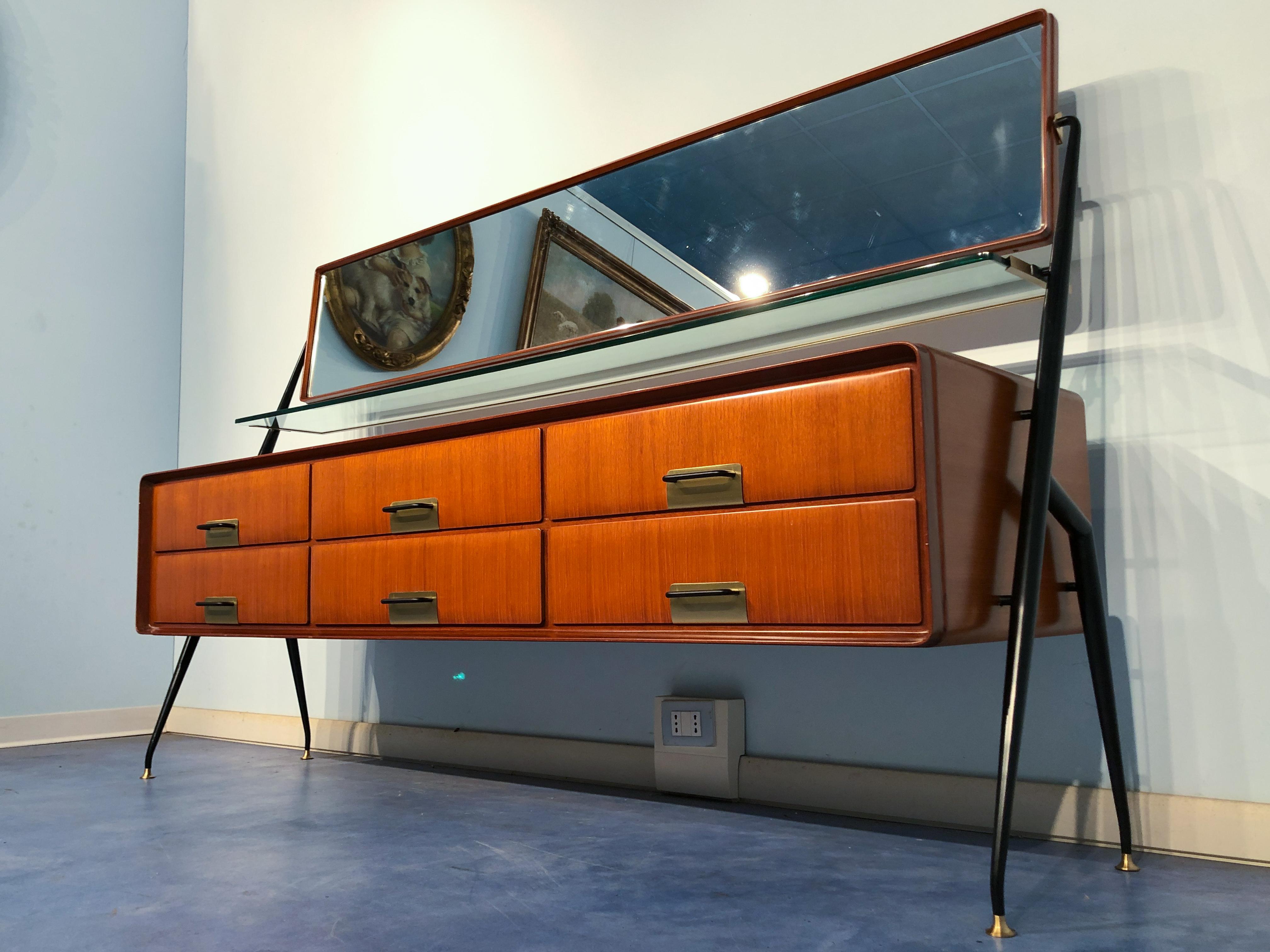 Italian Mid-Century Modern Silvio Cavatorta Sideboard, Dresser, 1950s 1