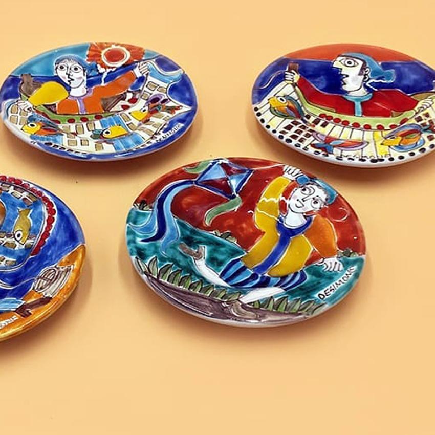 Italian Mid-Century Modern Small Colorful Plates by De Simone Ceramics , 1980s In Good Condition In MIlano, IT
