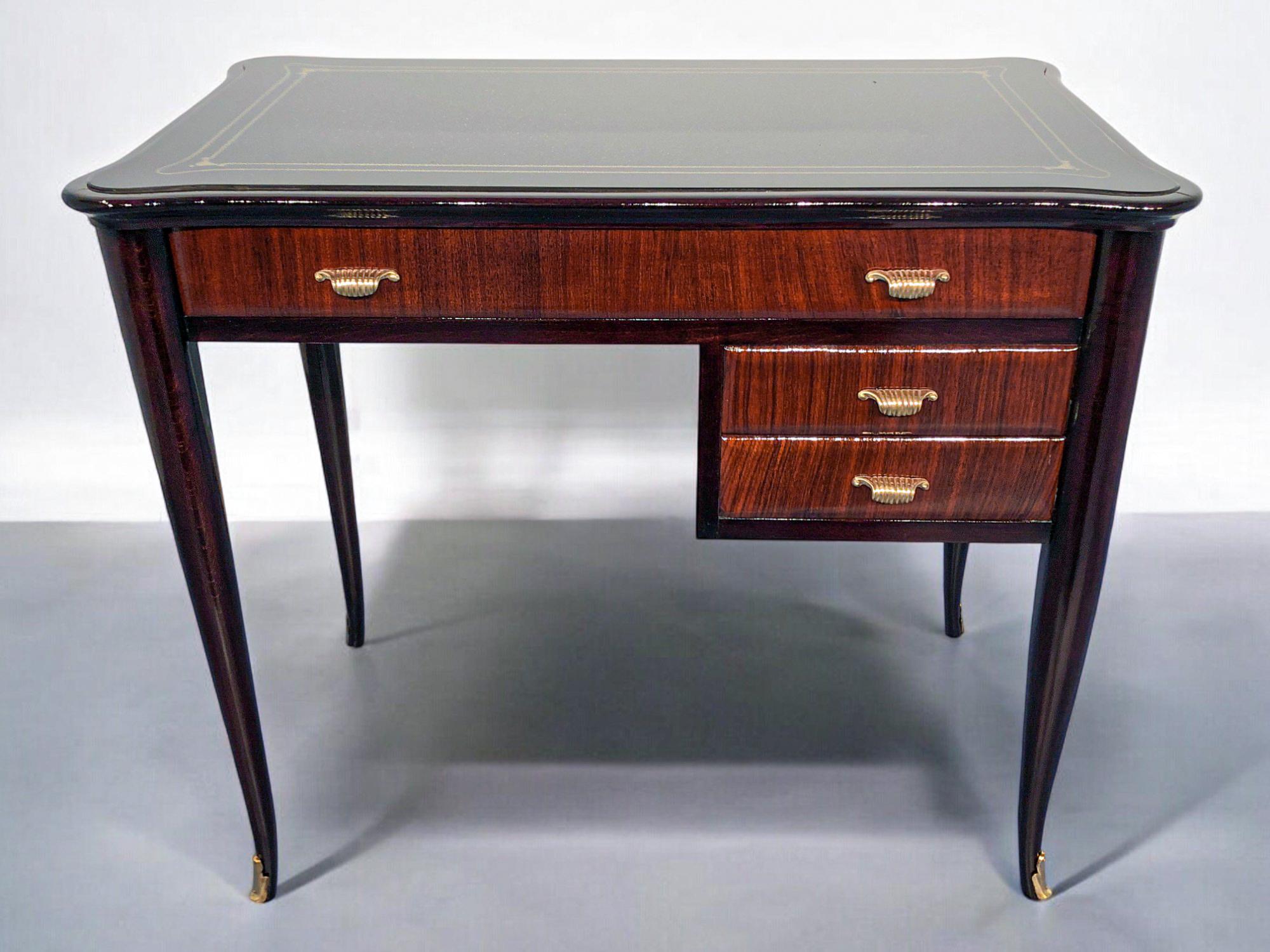 Italian Mid-Century Modern Small Desk and Chair Attributed to Paolo Buffa, 1950s In Good Condition For Sale In Traversetolo, IT