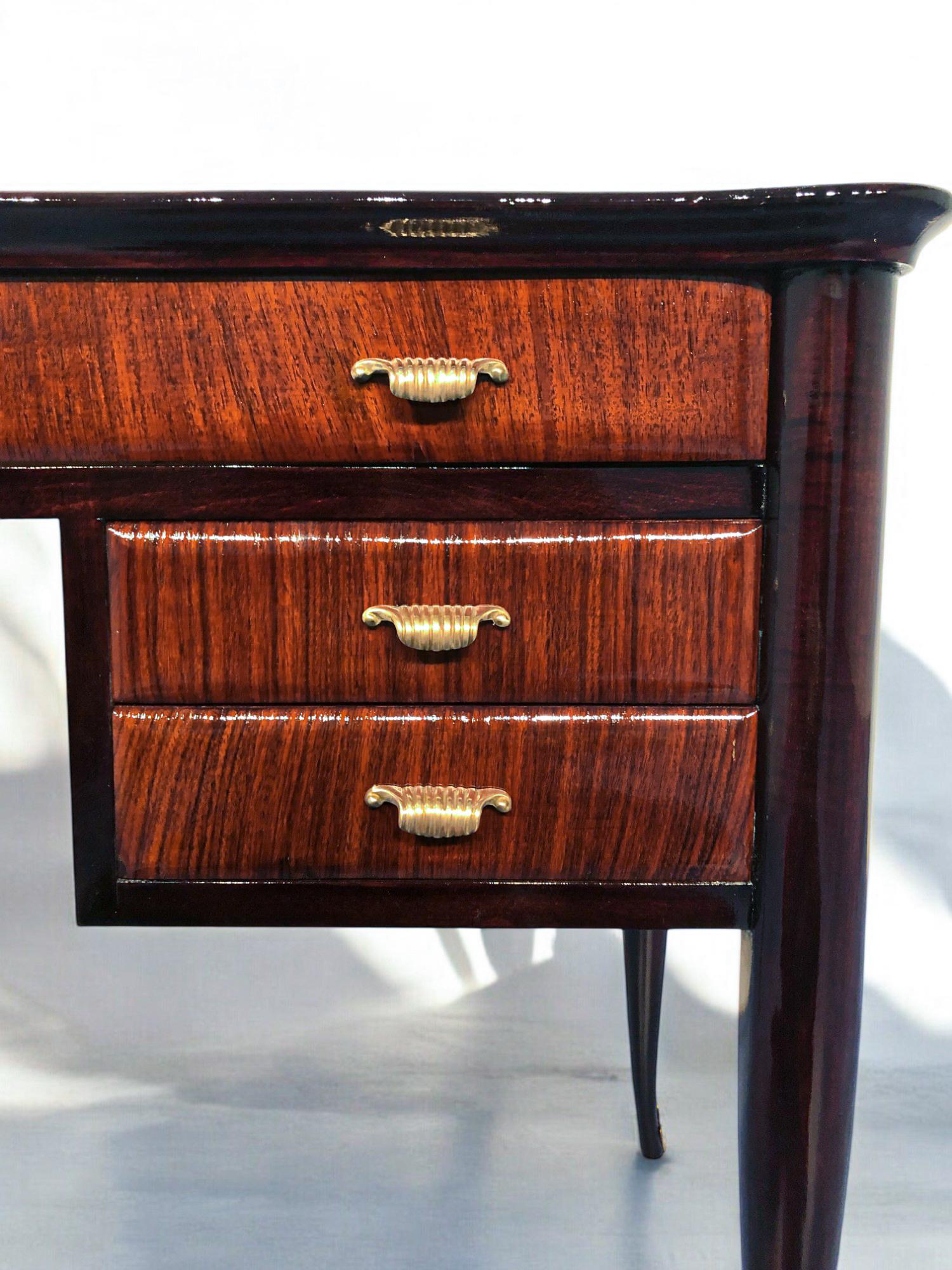 Italian Mid-Century Modern Small Desk and Chair Attributed to Paolo Buffa, 1950s For Sale 14