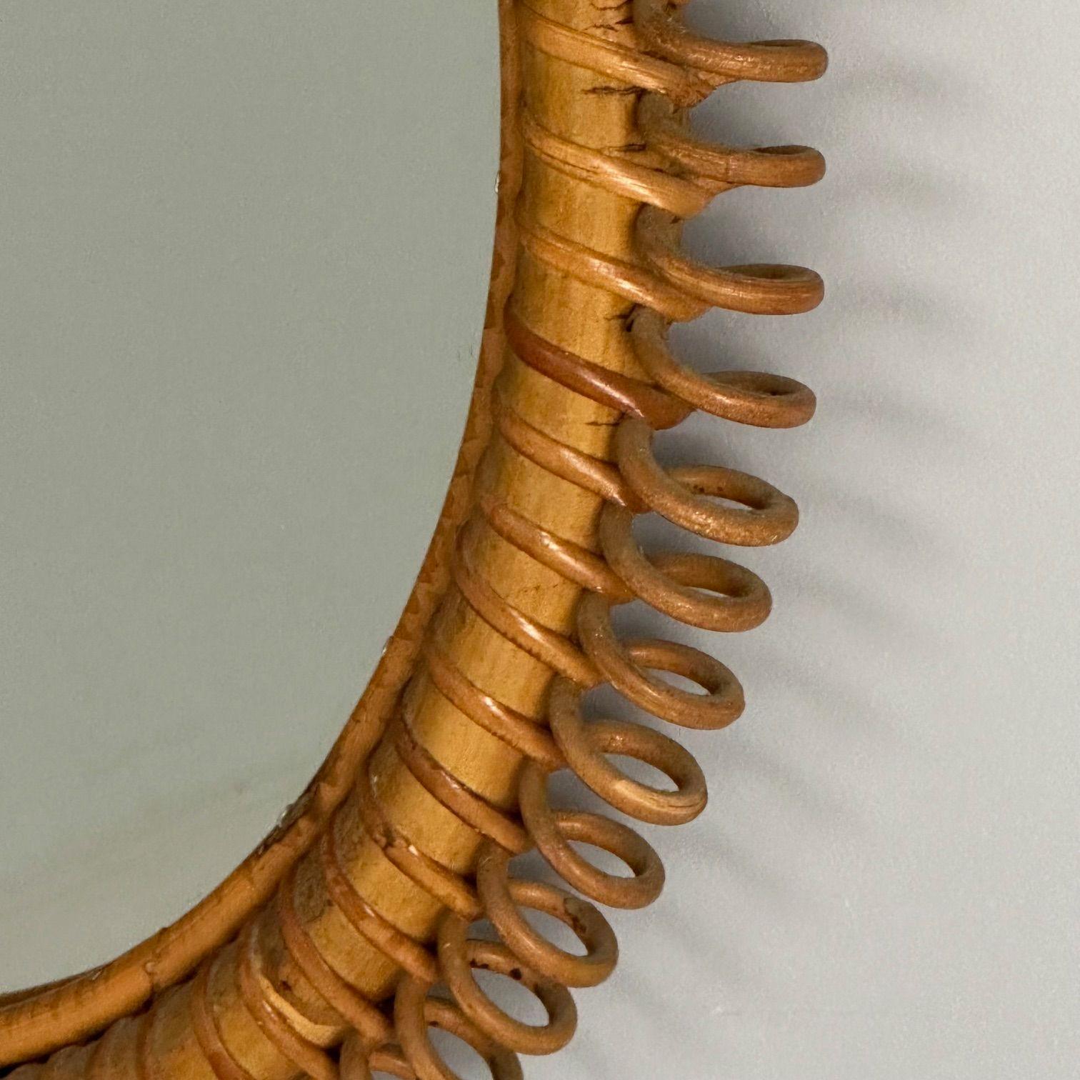 Bambù Specchio da parete piccolo, in rattan e bambù, Italia, 1960 in vendita