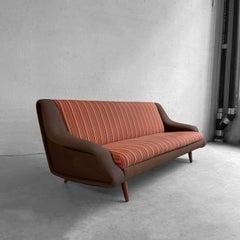 Italienisches Mid-Century Modern-Sofa im Stil von Marco Zanuso