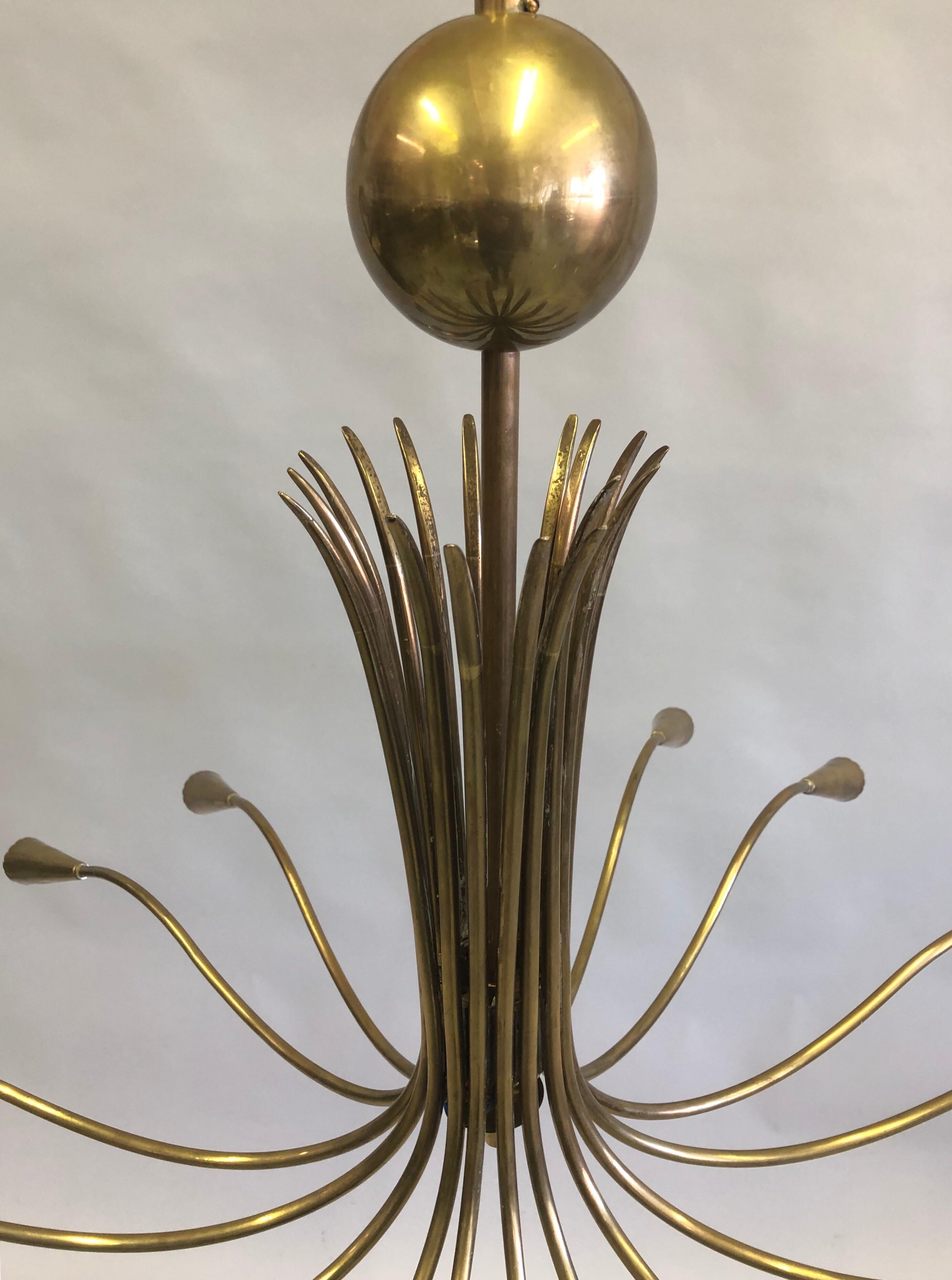 Italian Mid-Century Modern Solid Brass Pendant / Chandelier by Stilnovo In Good Condition In New York, NY