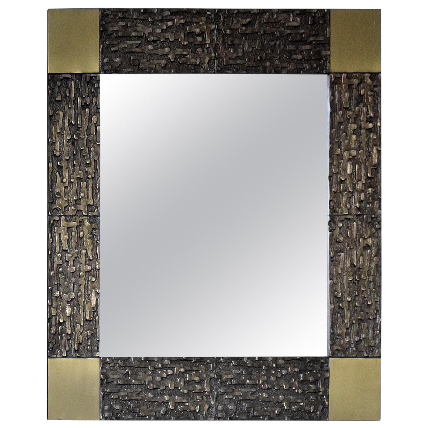 Miroir carré italien moderne du milieu du siècle dernier en bronze massif en vente
