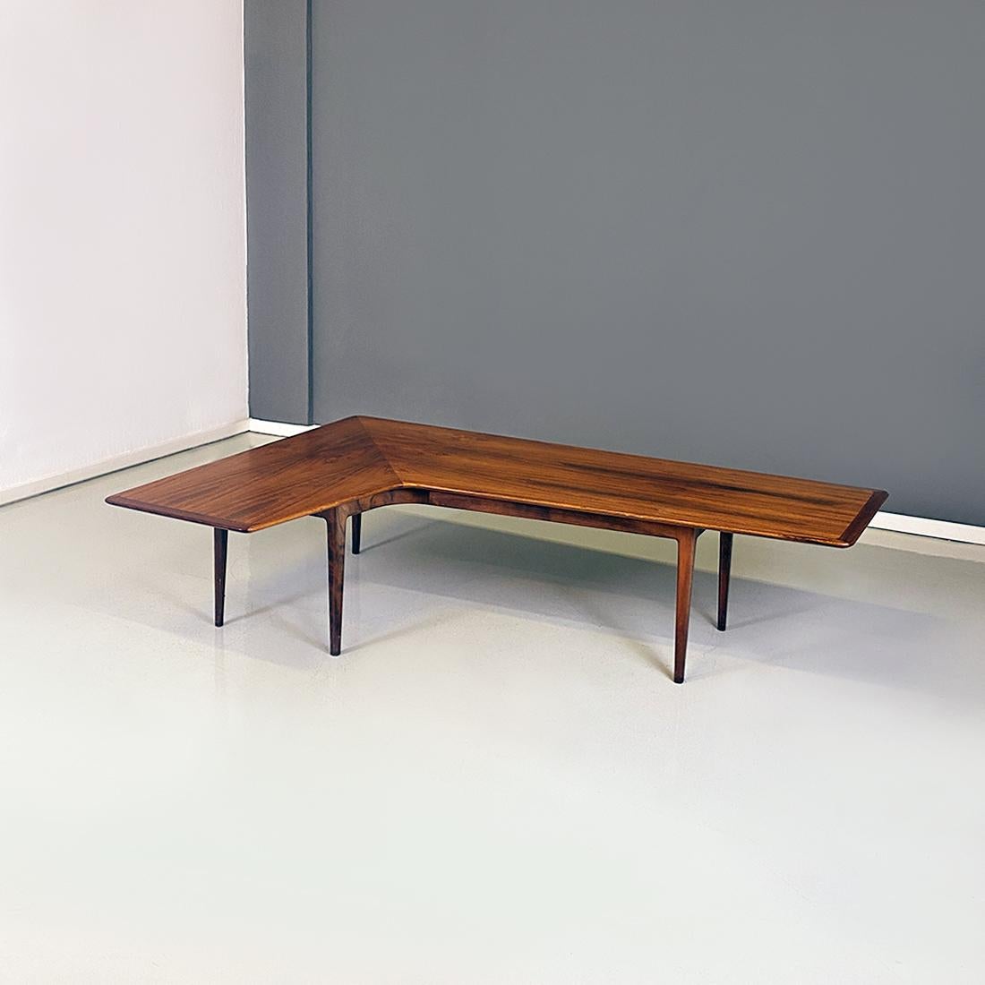Italian Mid-Century Modern Solid Wood Coffee Table with a Boomerang Shape, 1960s 6