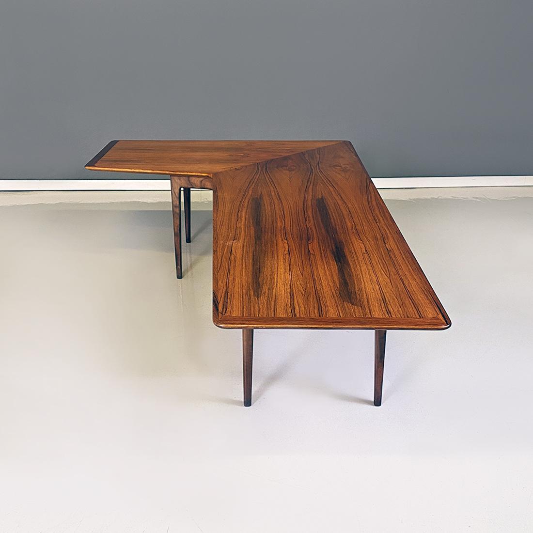 Italian Mid-Century Modern Solid Wood Coffee Table with a Boomerang Shape, 1960s 2