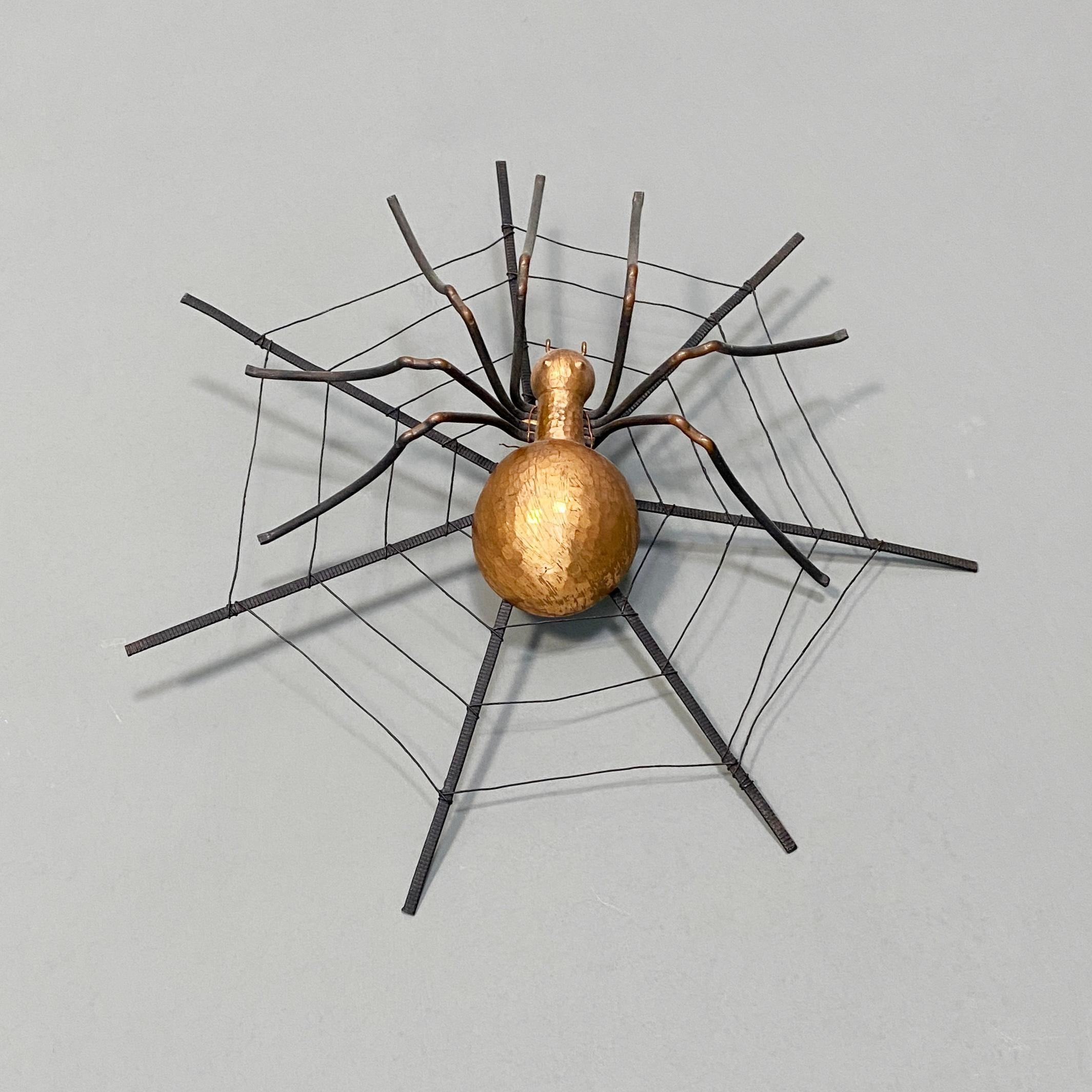 Metal Italian Mid-Century Modern Spider-Shaped Wall Decoration, 1960s For Sale