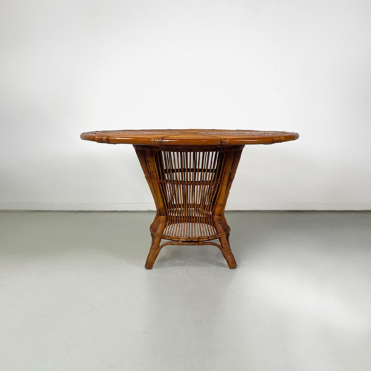 Mid-Century Modern Italian mid-century modern spiral round top rattan four legs dining table, 1960s