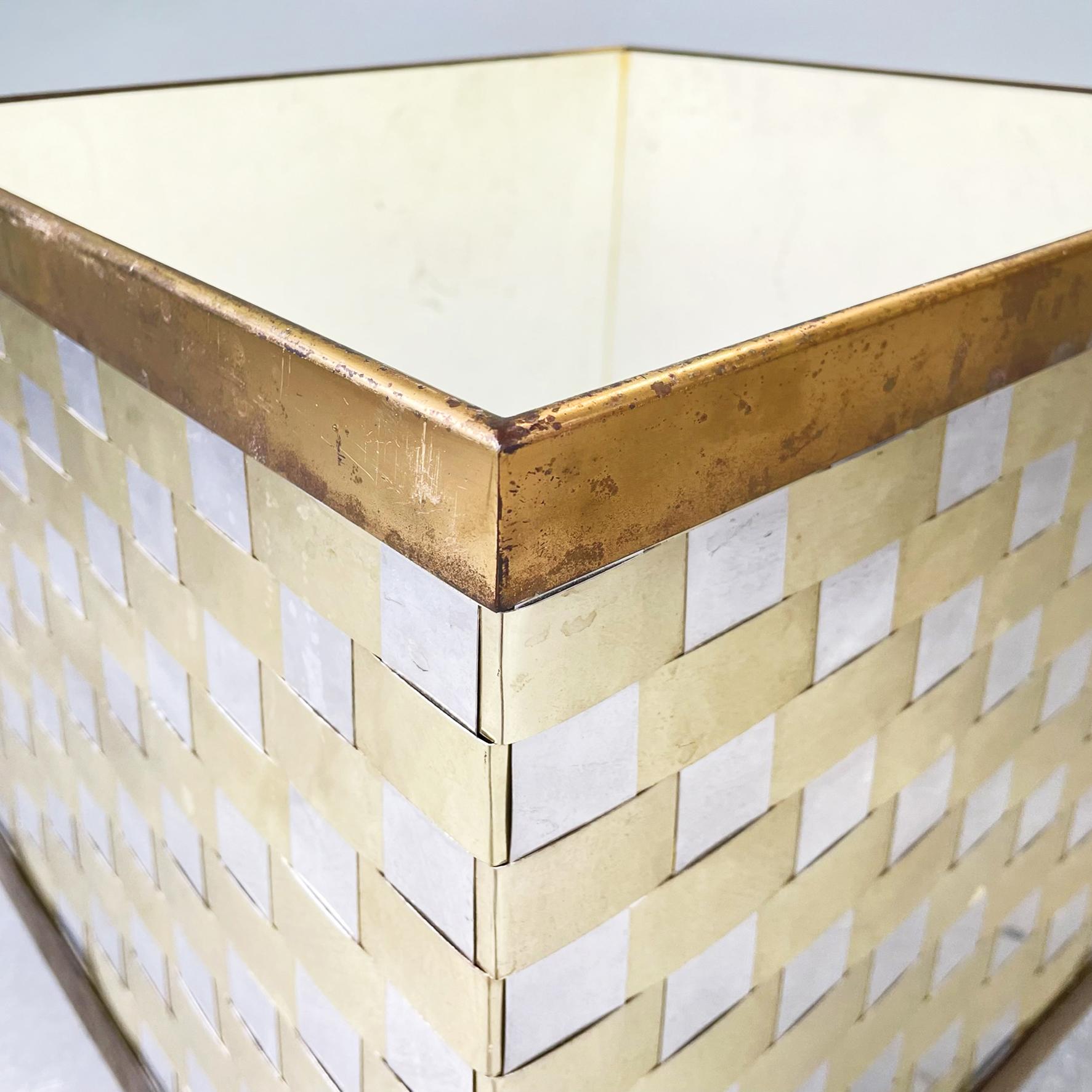 Late 20th Century Italian mid-century modern Square planter in steel and brass, 1970s For Sale