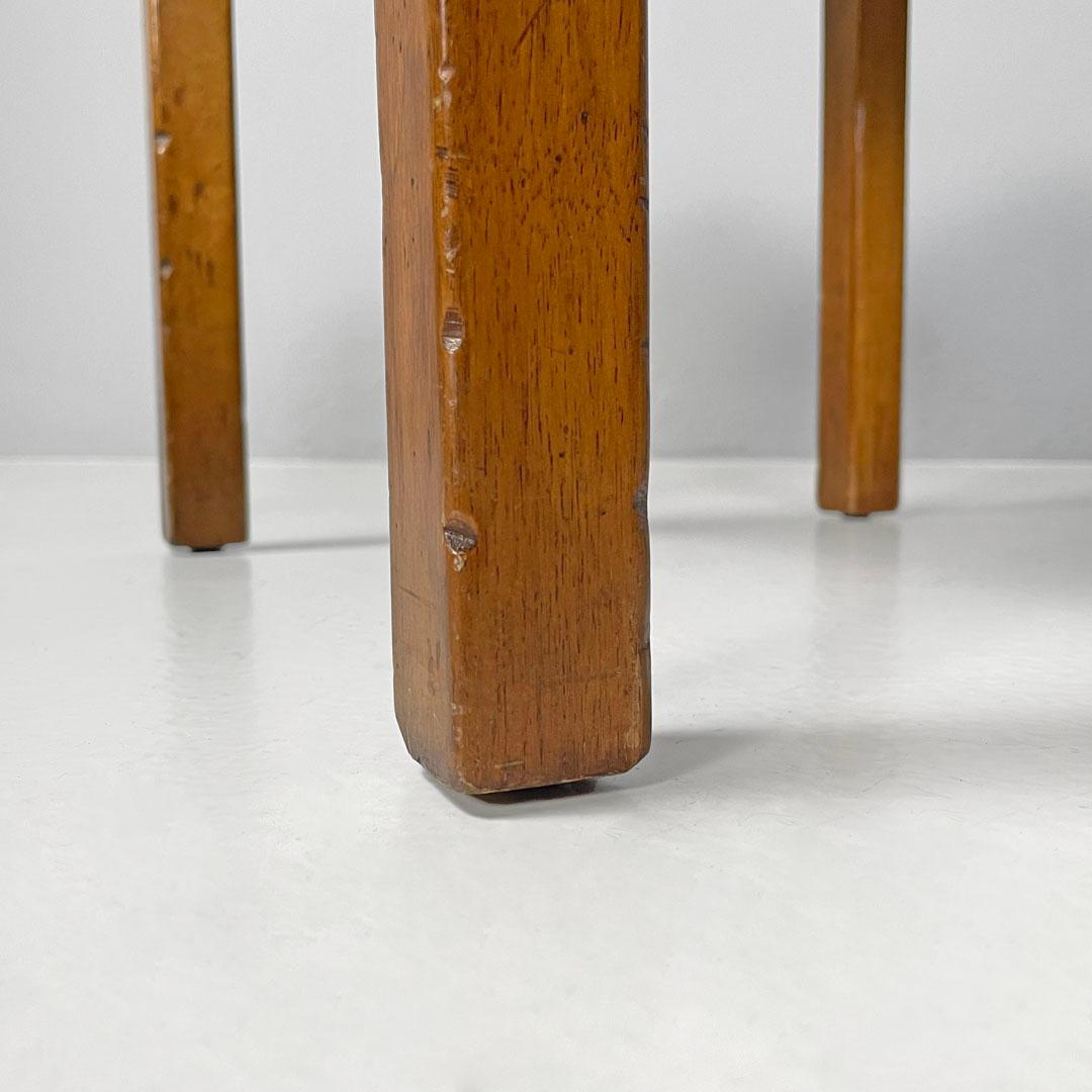 Italian mid-century modern square stools in wood and Vienna straw, 1960s For Sale 10