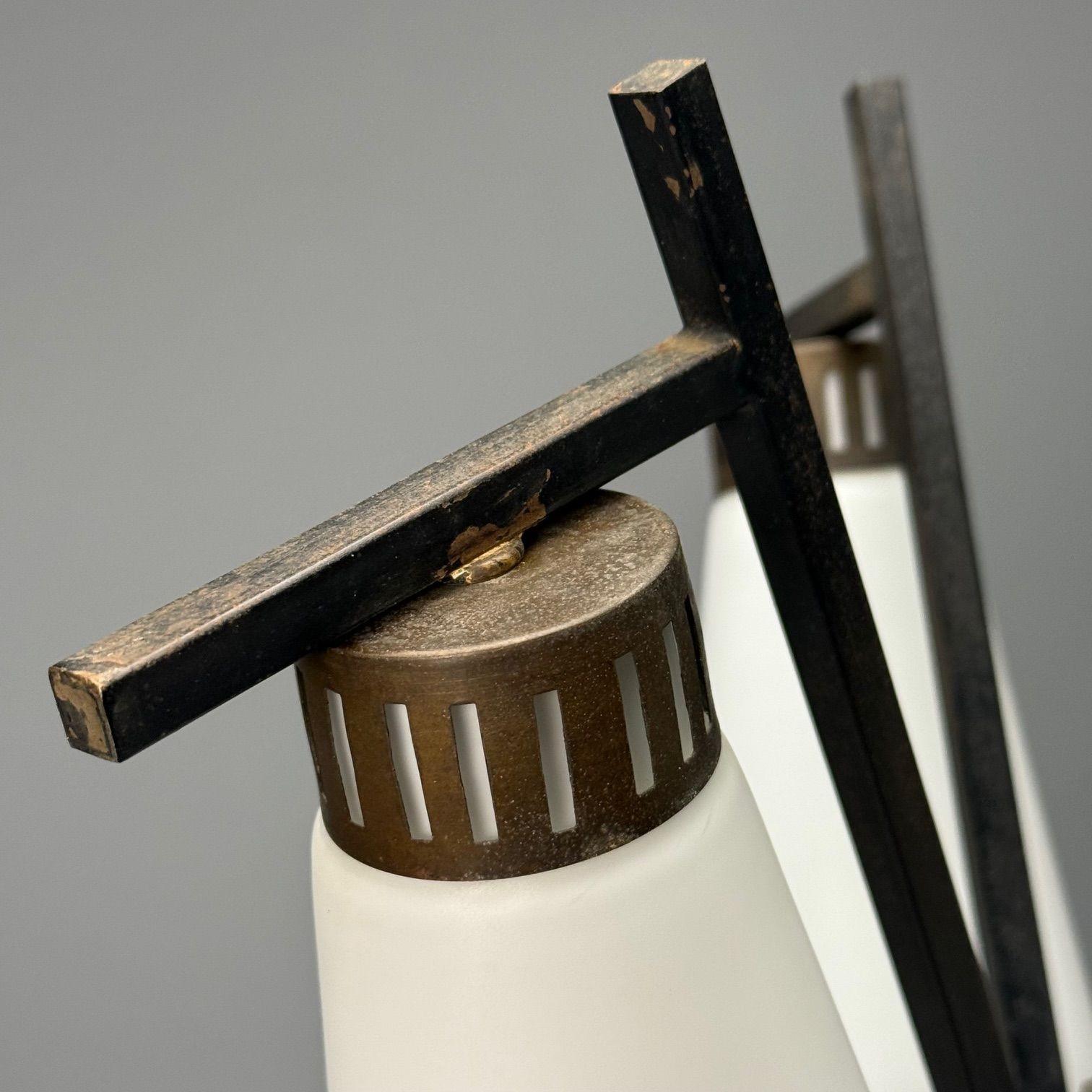 Italian Mid-Century Modern, Standing Floor Lamp, Painted Steel, Brass, Glass 4