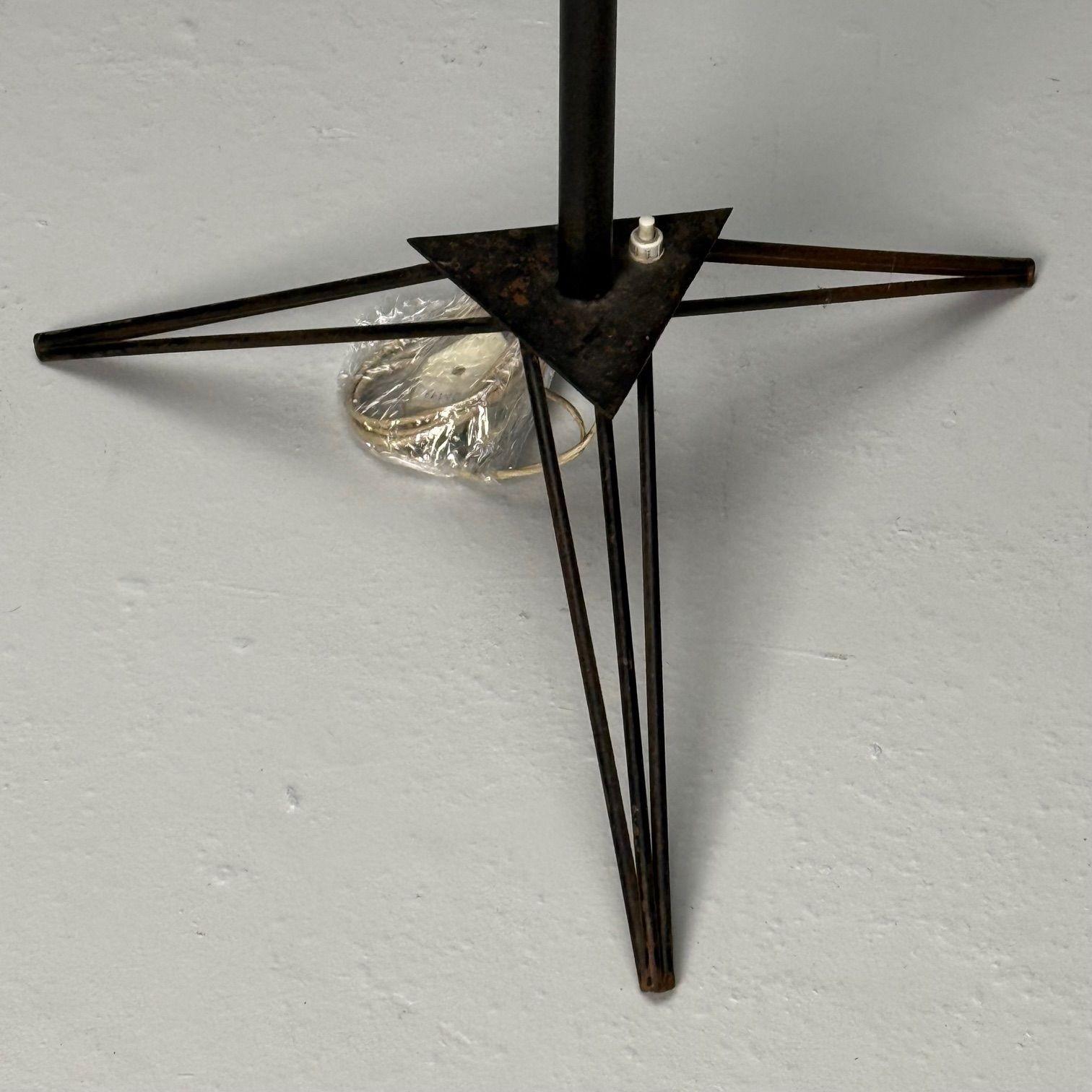 Italian Mid-Century Modern, Standing Floor Lamp, Painted Steel, Brass, Glass 5