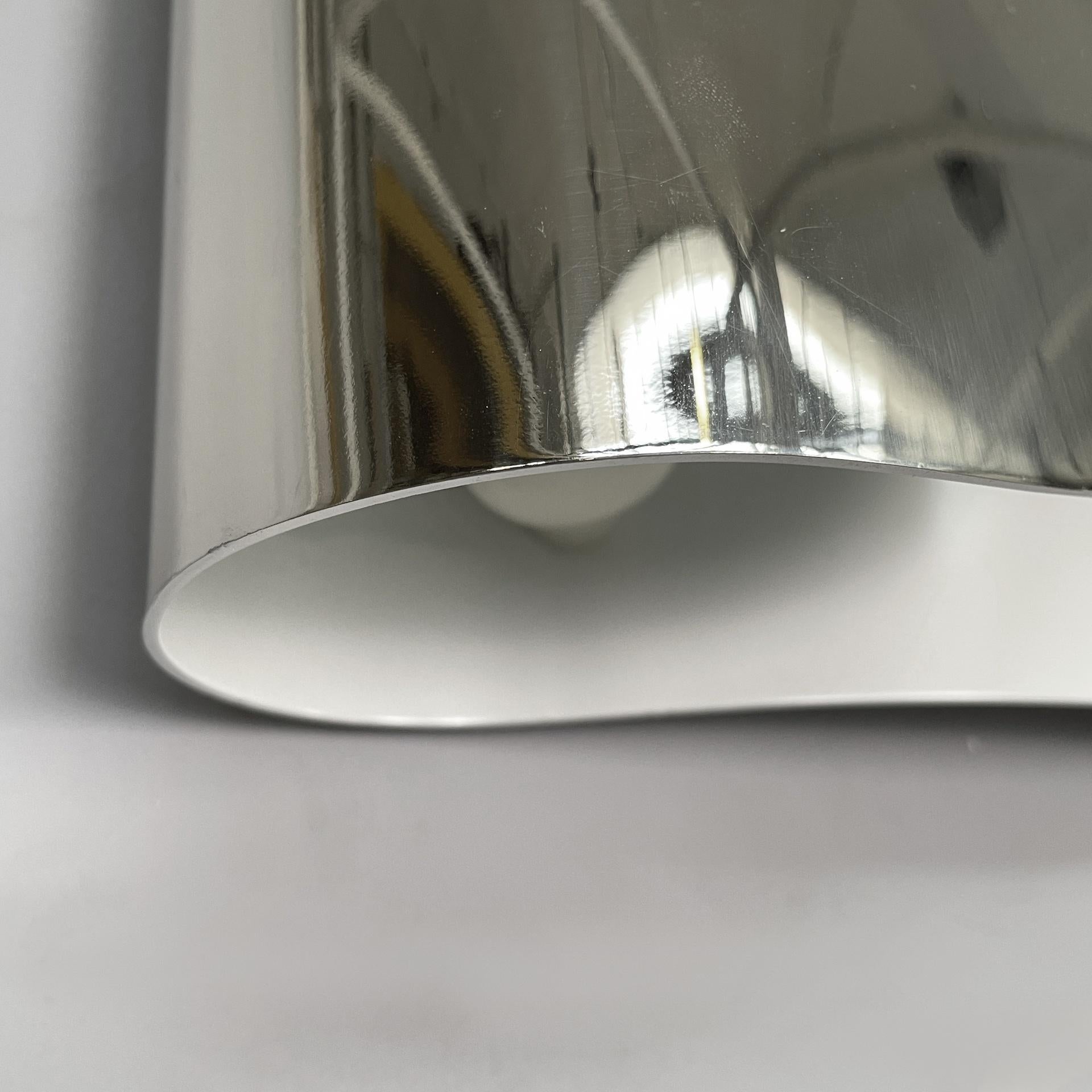Lampada da parete italiana in acciaio di metà secolo moderno Foglio di Scarpa per Flos, anni '60 in vendita 5