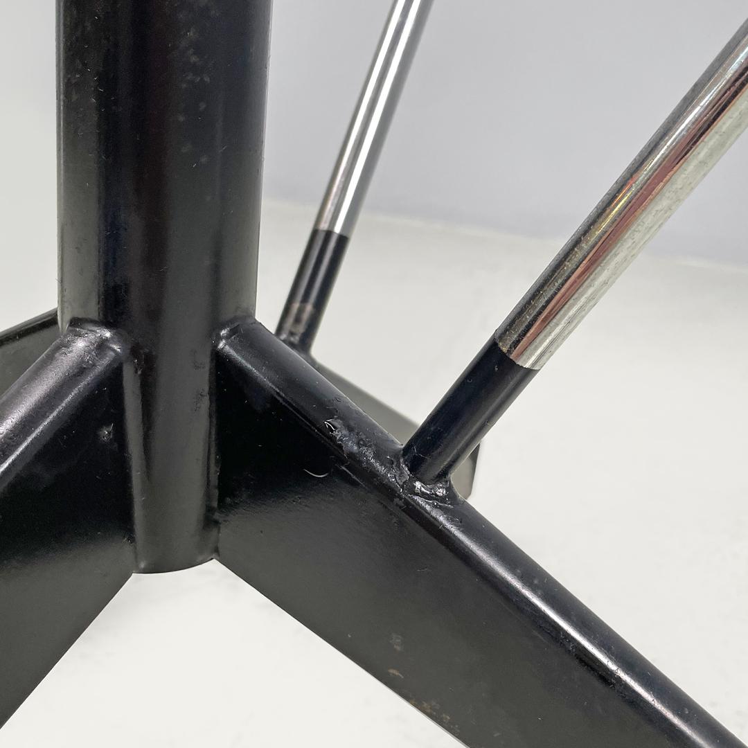 Italian mid-century modern stool in green faux leather and black metal, 1960s For Sale 9