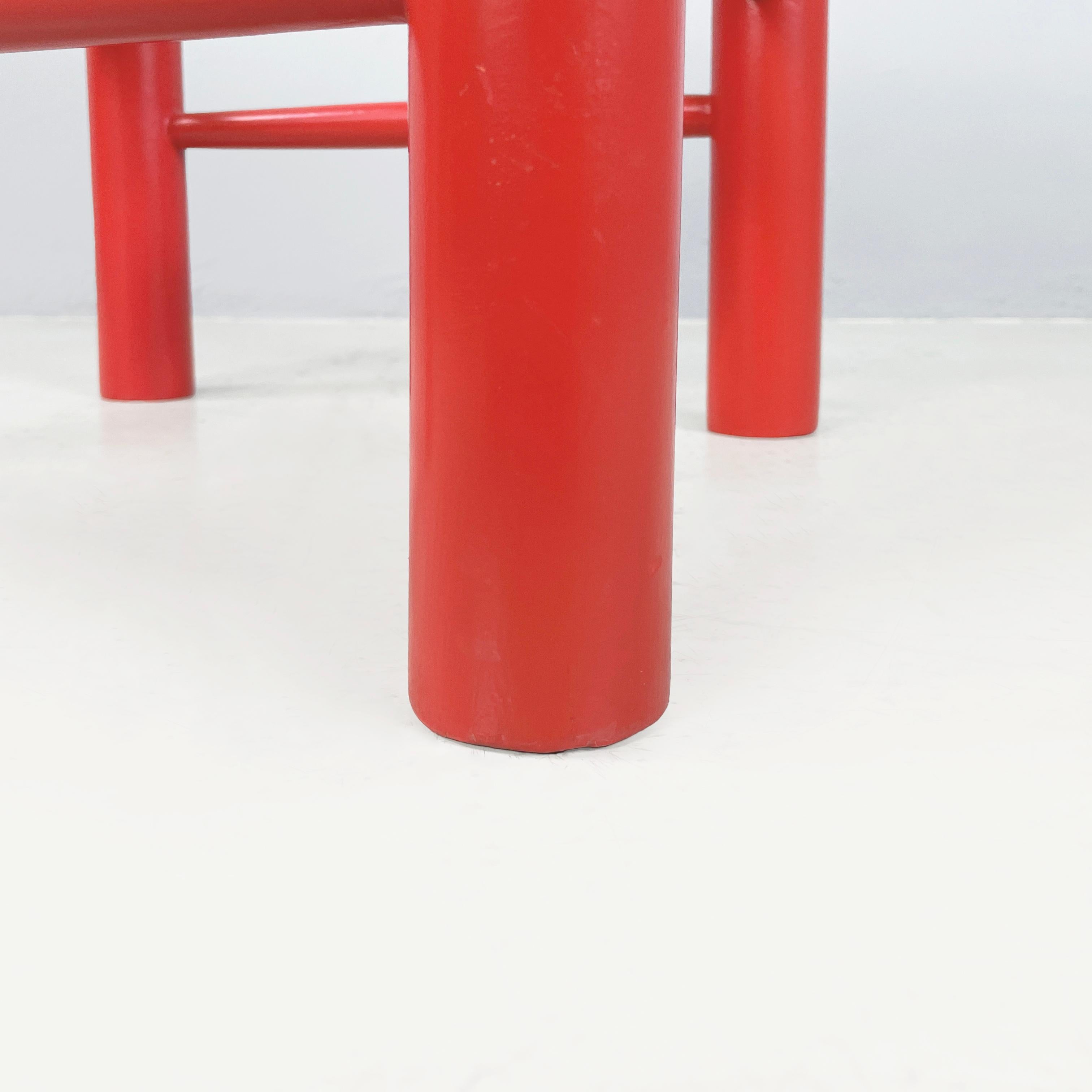Italienischer Hocker aus der Mitte des Jahrhunderts aus rotem Holz und Stroh, 1970er Jahre im Angebot 7