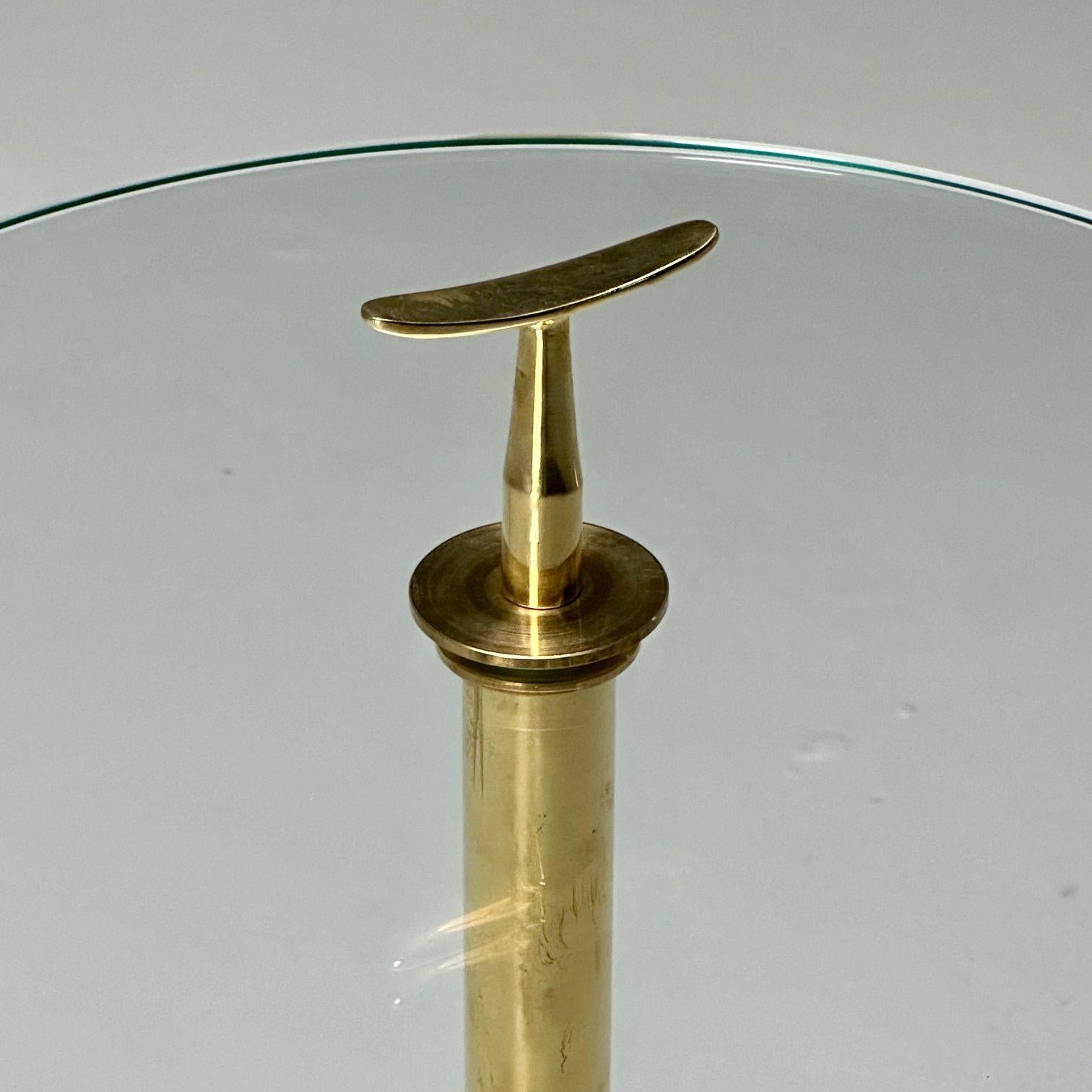 Italienische Martini-Beistelltische im modernen Stil der Mitte des Jahrhunderts, Messing, Glas, 21. Jahrhunderts. im Angebot 2