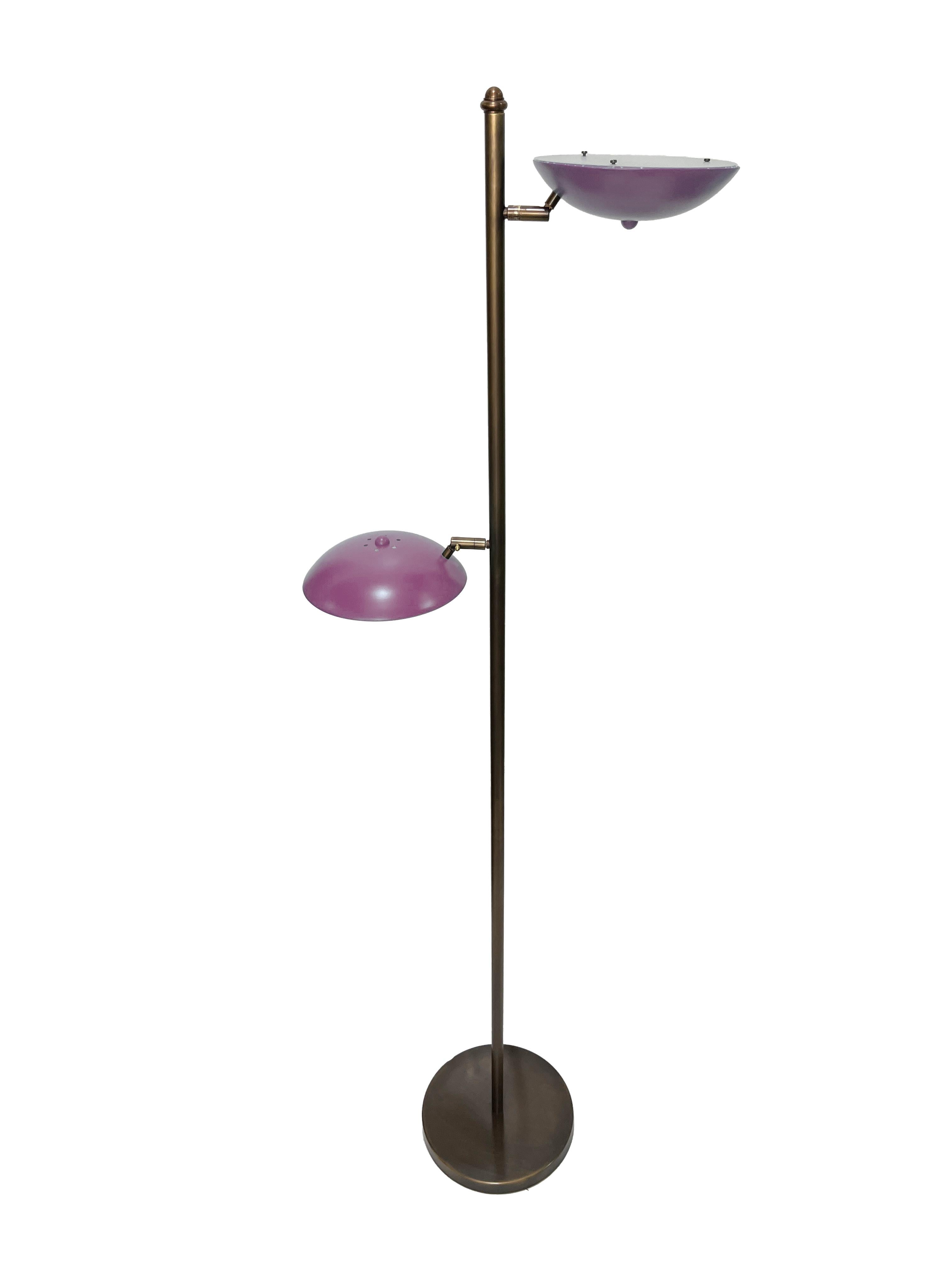 Verstellbare italienische Stehlampe aus Bronze im modernen italienischen Mid-Century-Stil in Meeresblau lackiert im Angebot 1