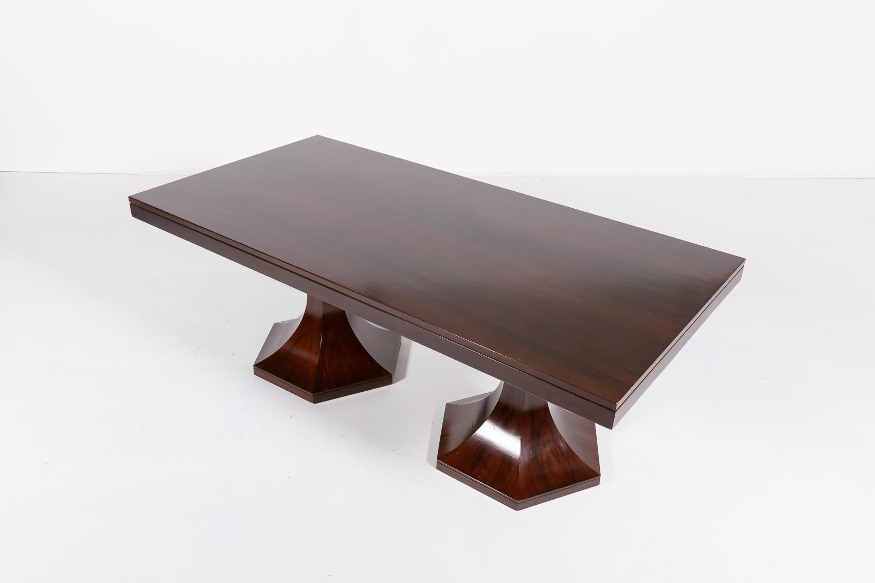 Italian Mid-Century Modern table by Carlo de Carli, 1960s For Sale 1