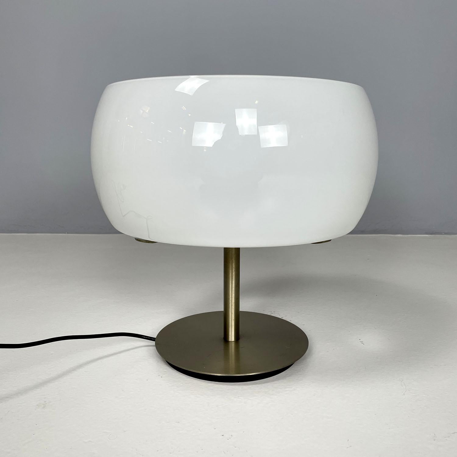 Mid-20th Century Italian mid-century modern table lamp Erse Vico Magistretti for Artemide, 1960s For Sale