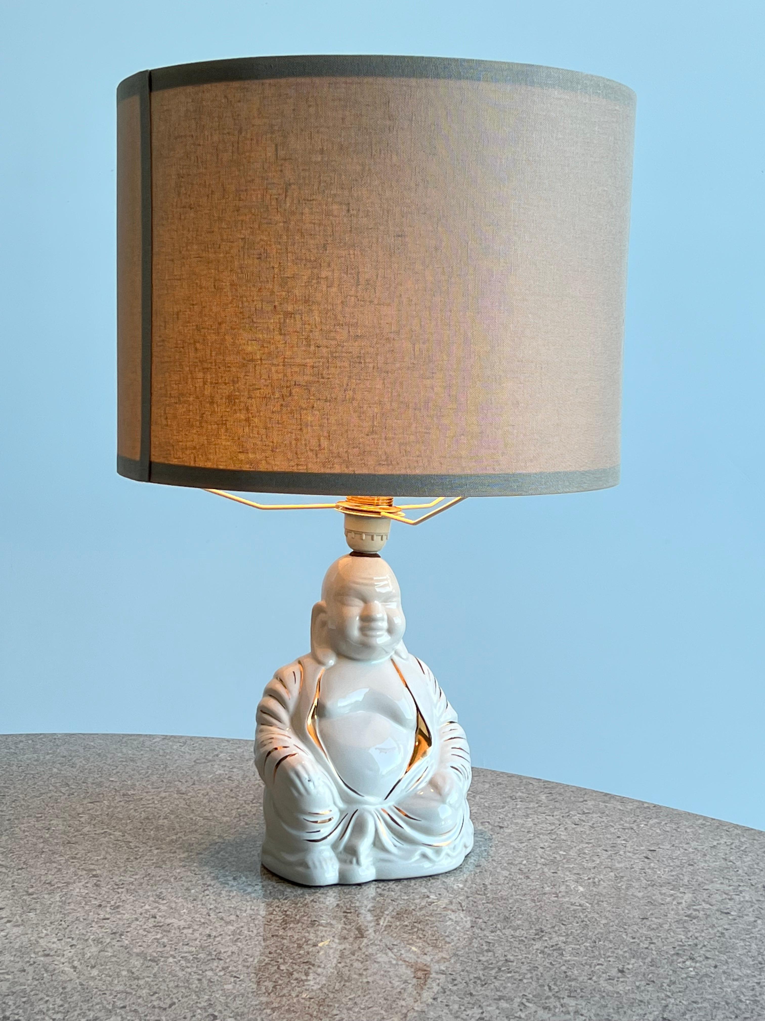 Porcelain Italian Mid-Century Modern Table Lamp For Sale