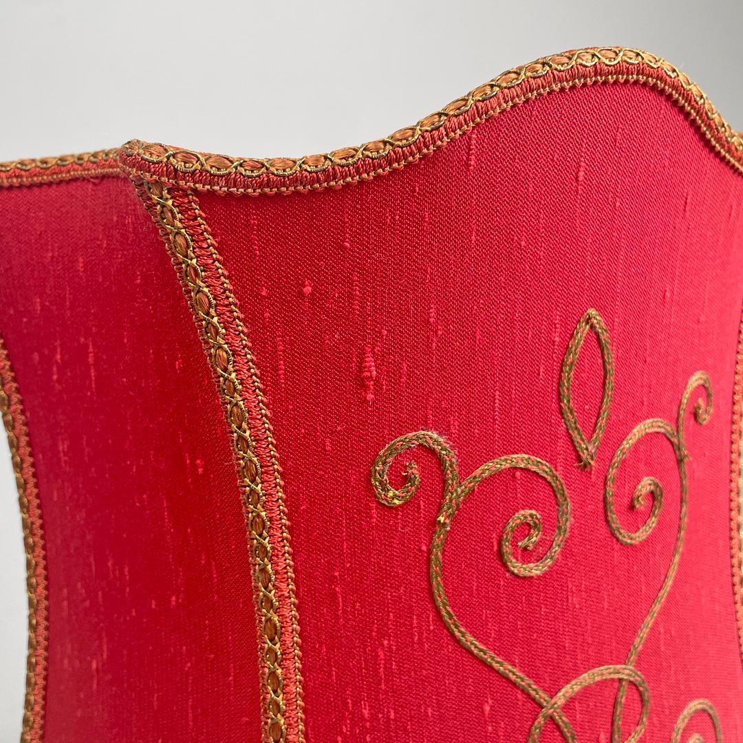 Italian mid-century modern table lamp red fabric shade with decorations, 1950s For Sale 2