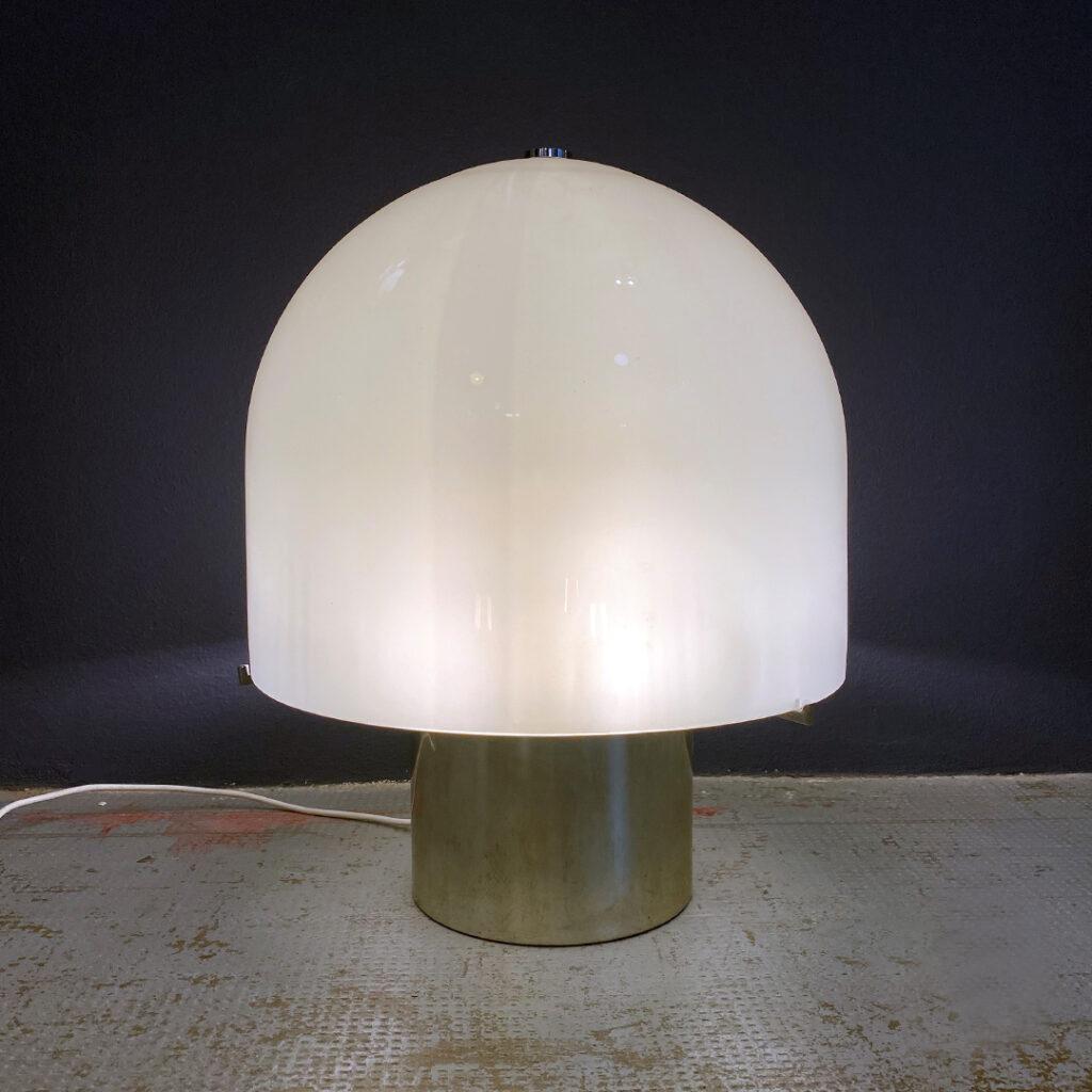 Late 20th Century Italian Mid-Century Modern Table Lamp with Glossy Opal Glass by Mazzega, 1970s For Sale