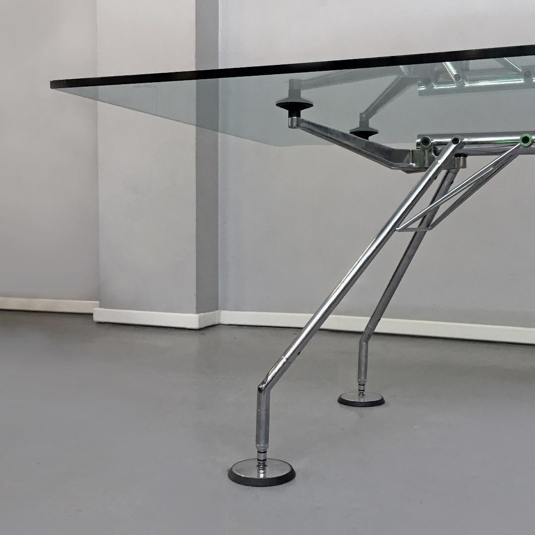 Late 20th Century Italian Mid-Century Modern Table Mod. Nomos by Norman Foster for Tecno, 1970s For Sale