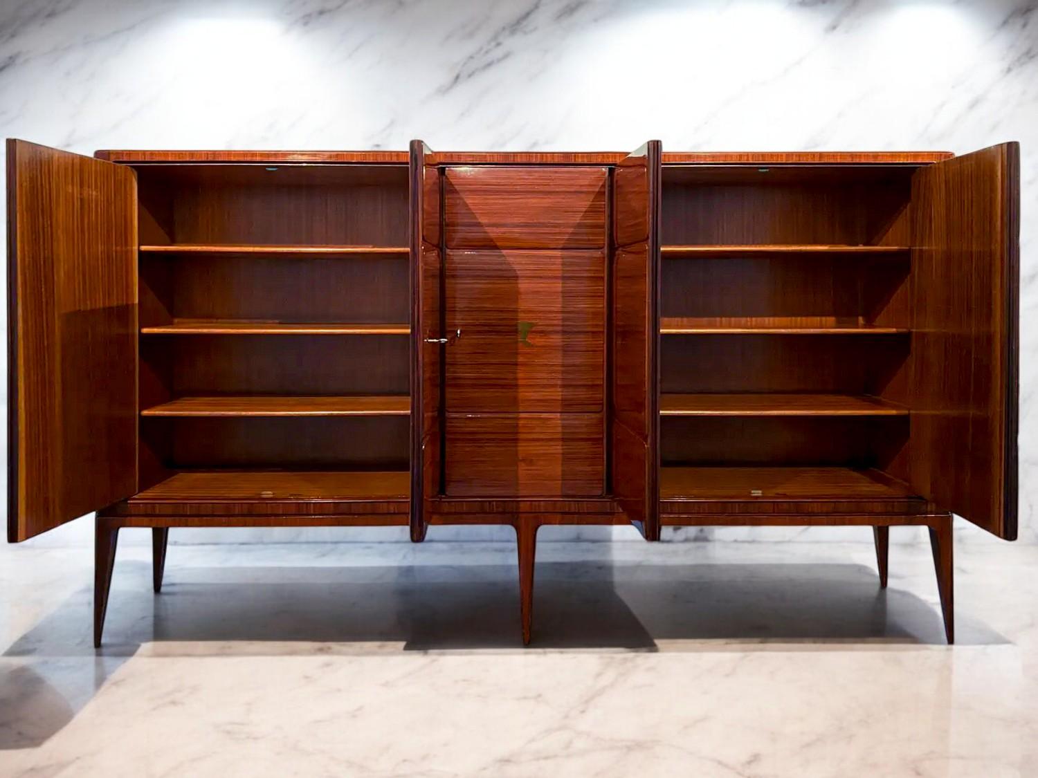 Credenza alta italiana del Mid-Century Modern disegnata da Paolo Buffa, 1950 in vendita 5