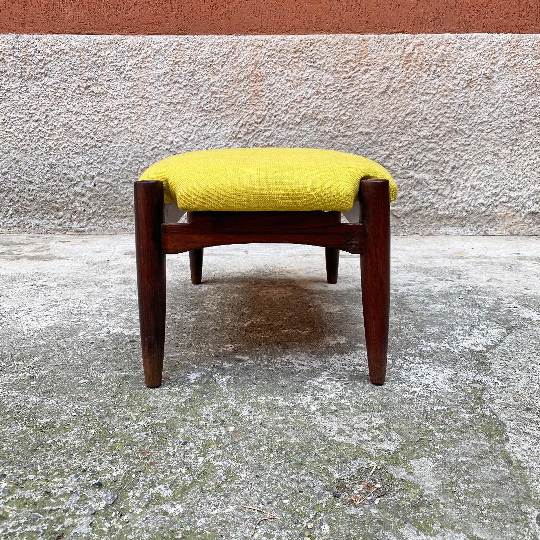 Italian Mid-Century Modern Teak and Yellow Cotton Footrest, 1960s In Good Condition In MIlano, IT