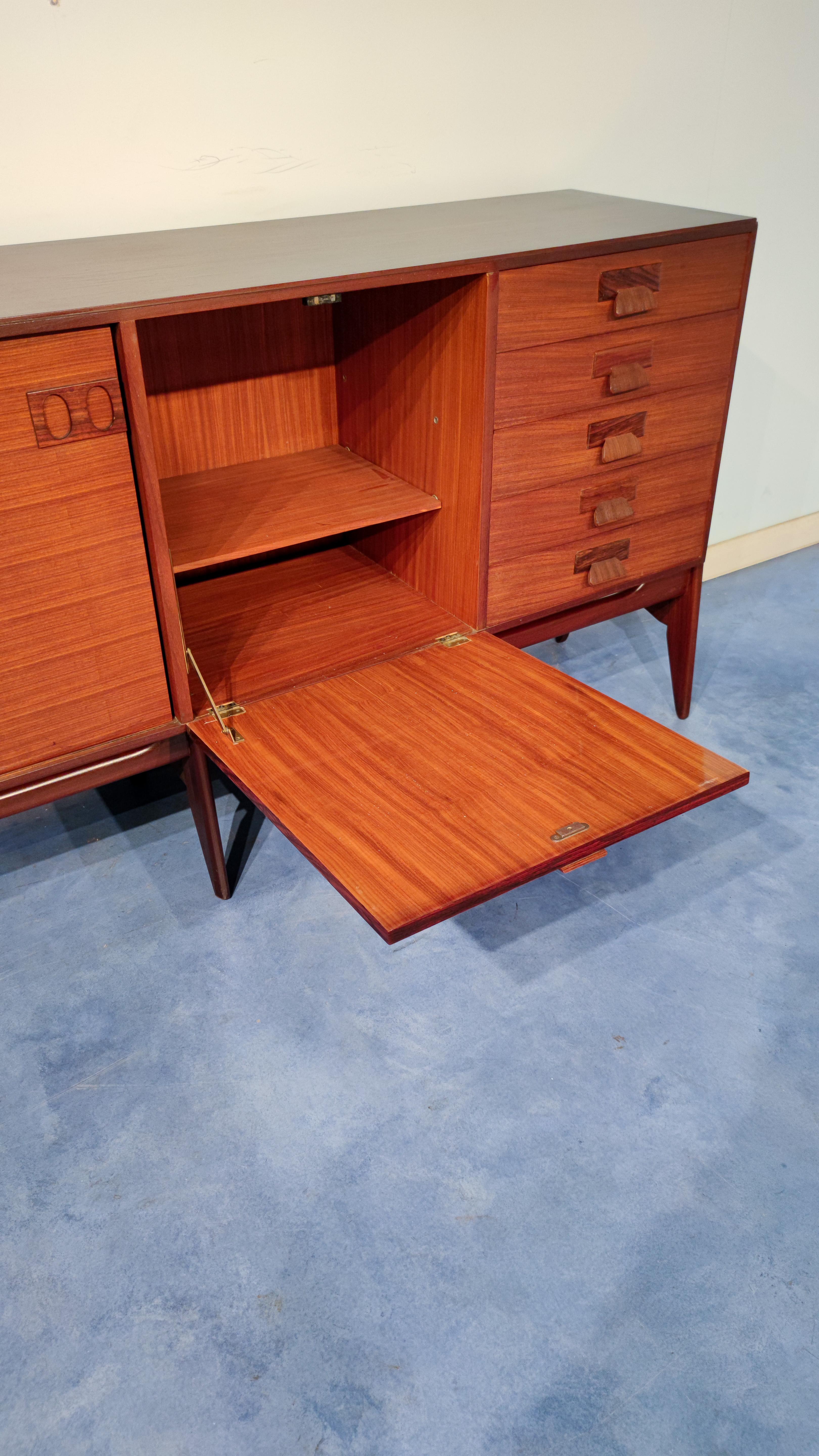 Italian Mid-Century Modern Teak Sideboard, 1960s For Sale 10