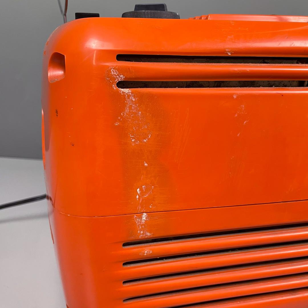 Italian mid-century modern television  Doney Zanuso Sapper by Brionvega, 1962 1